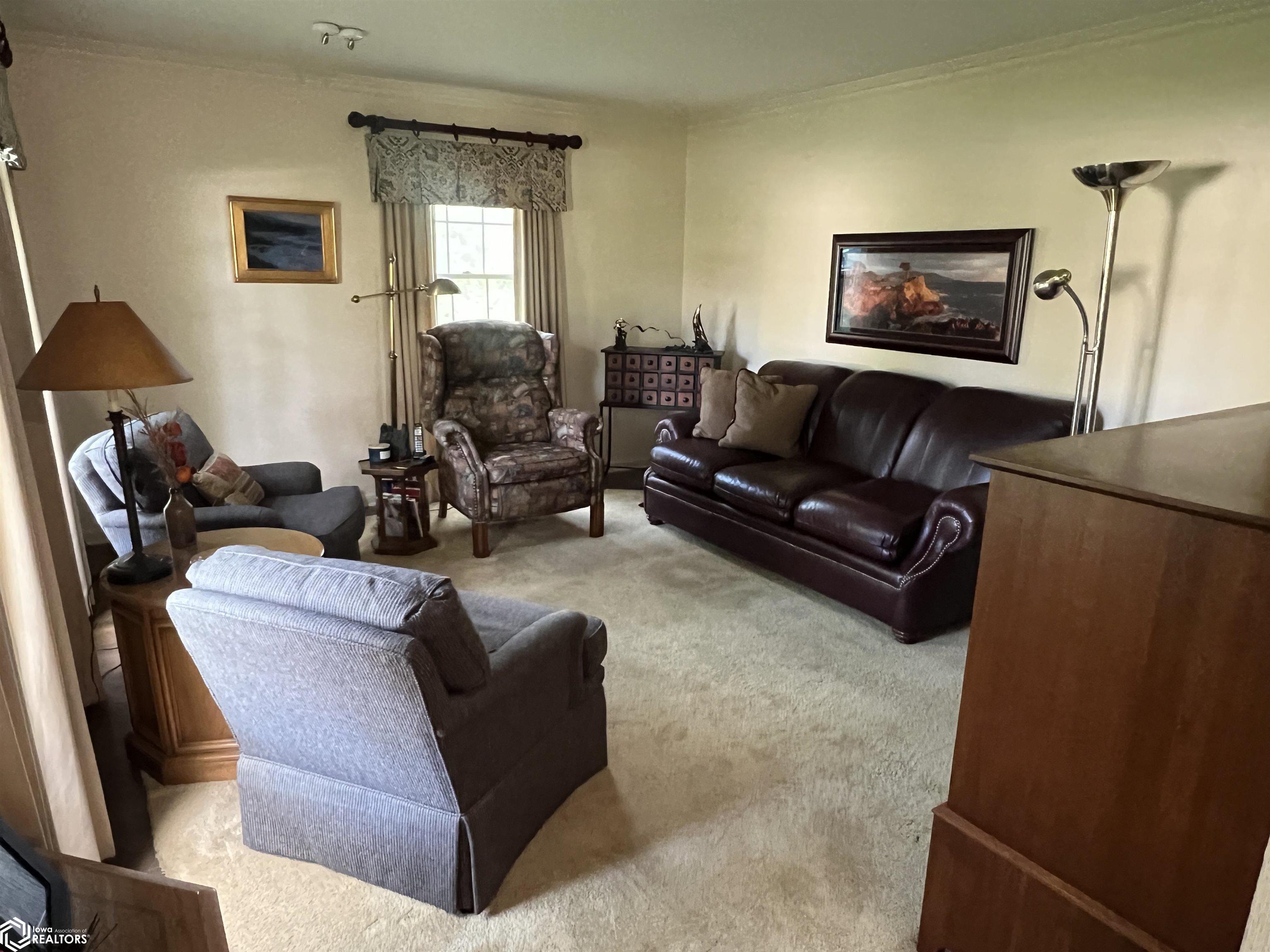 1221 Glenview Circle, Fairfield, Iowa image 20
