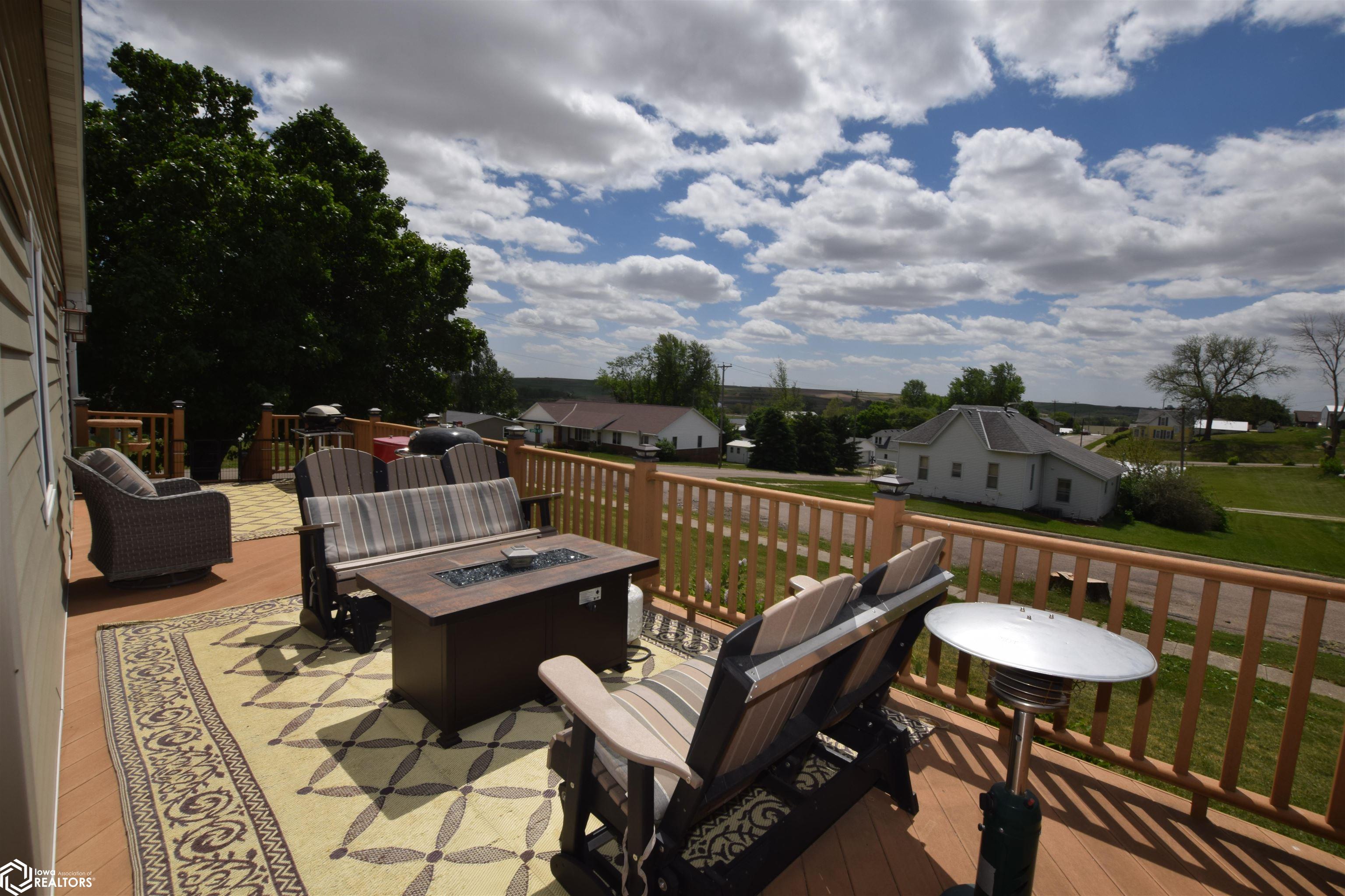 402 3rd Street, Portsmouth, Iowa image 35