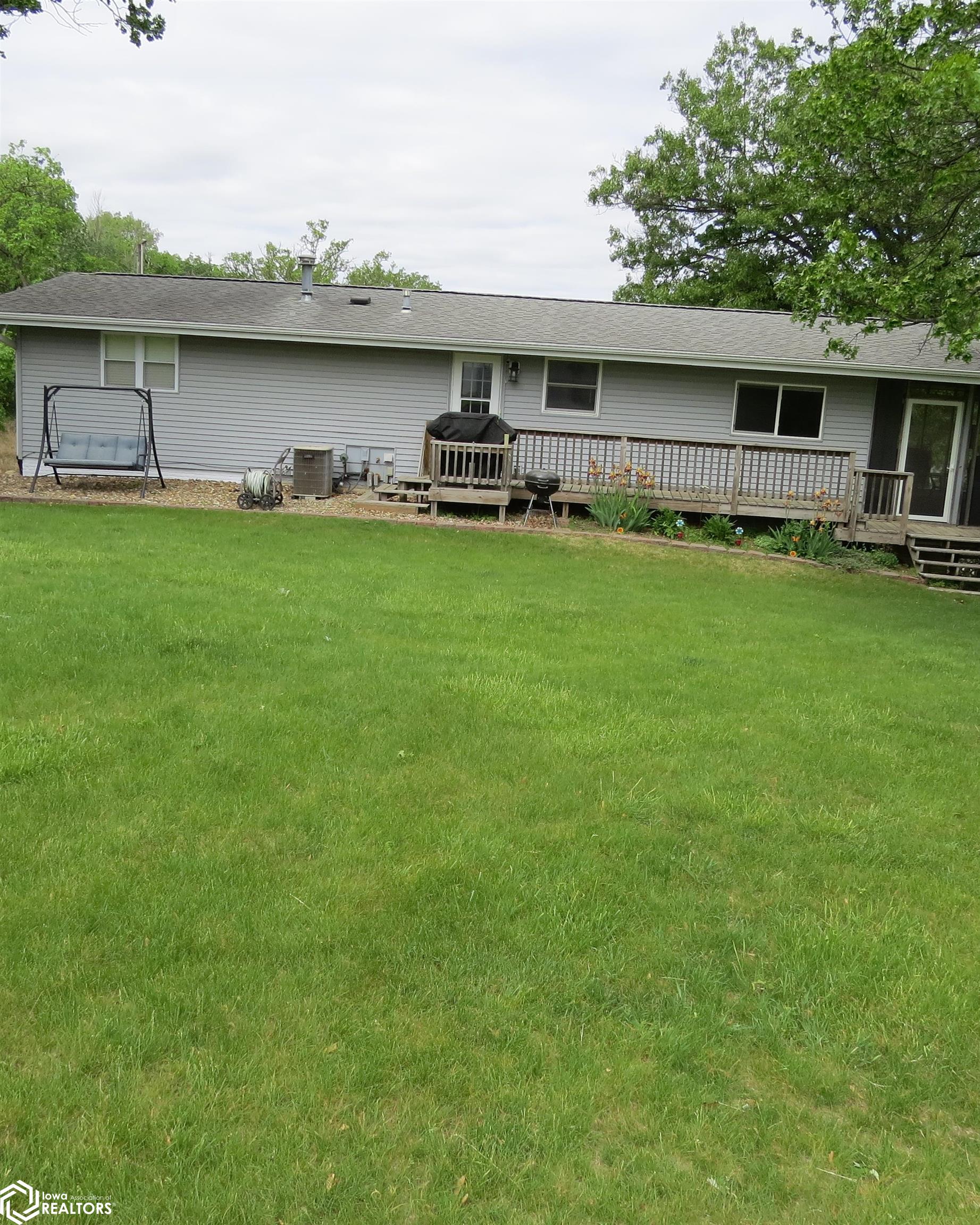 181 Center Point Drive, Montezuma, Iowa image 7