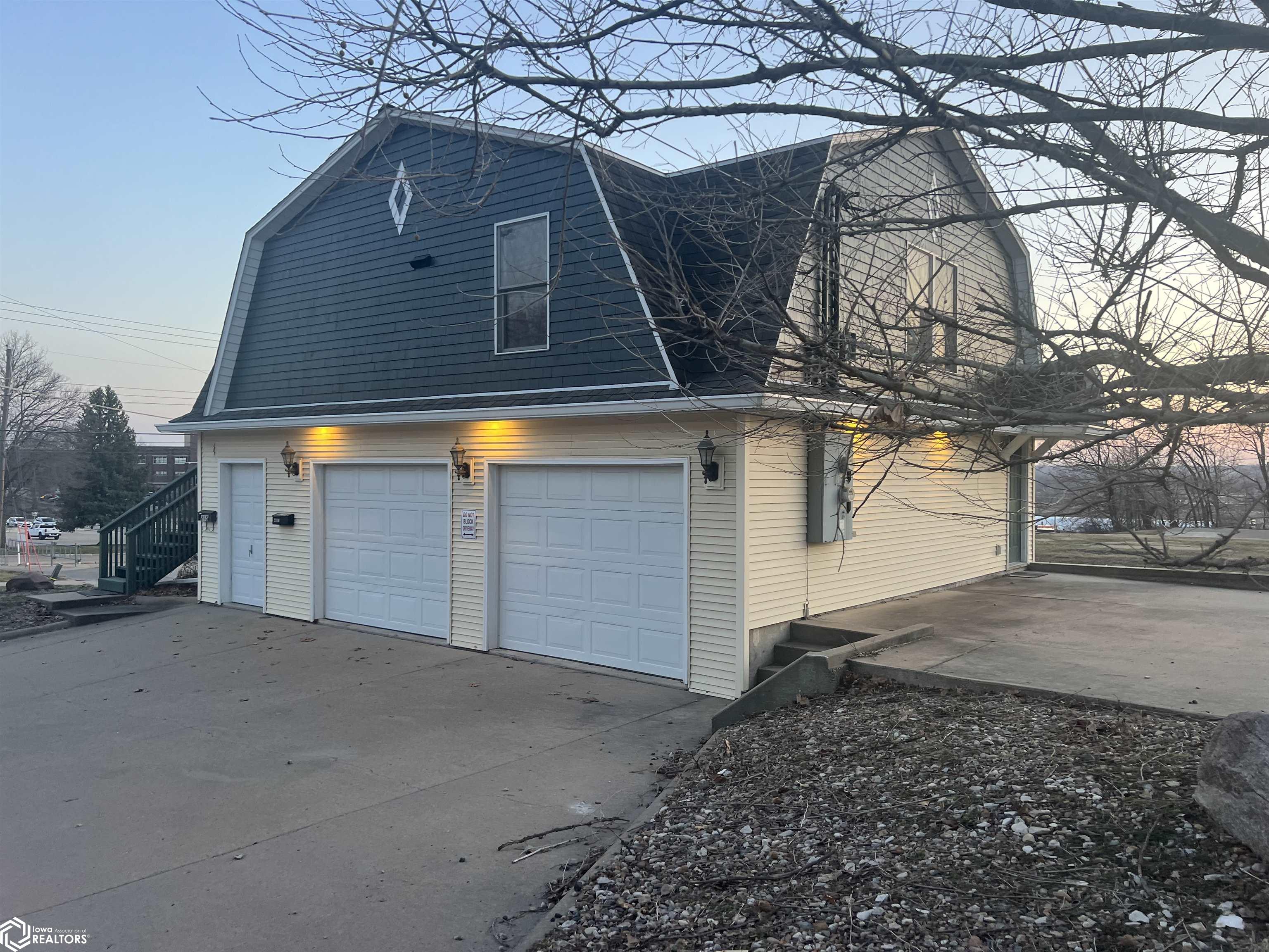 215 N Jefferson Street, Ottumwa, Iowa image 1