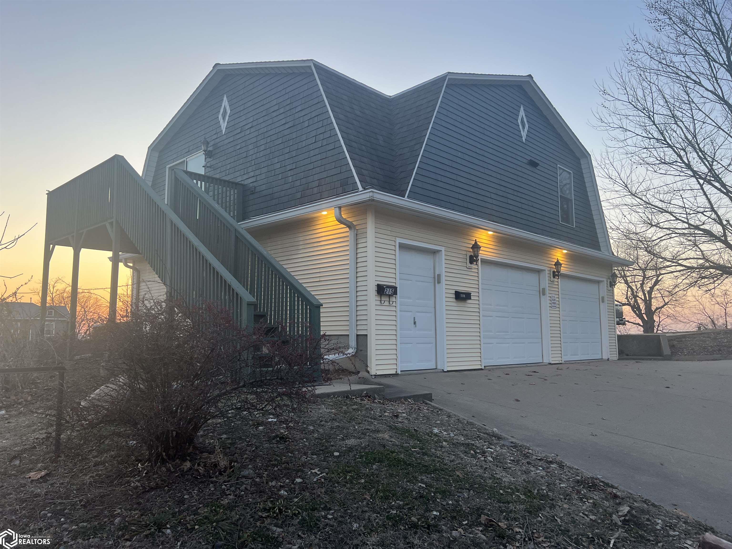 215 N Jefferson Street, Ottumwa, Iowa image 2