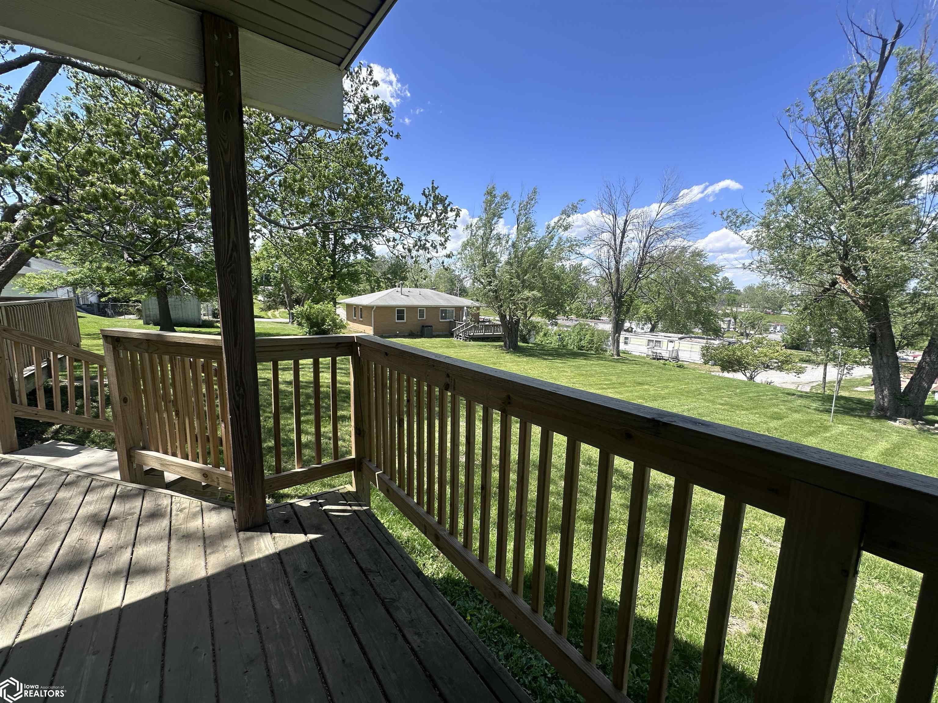 1975 Greenwood Drive, Ottumwa, Iowa image 26