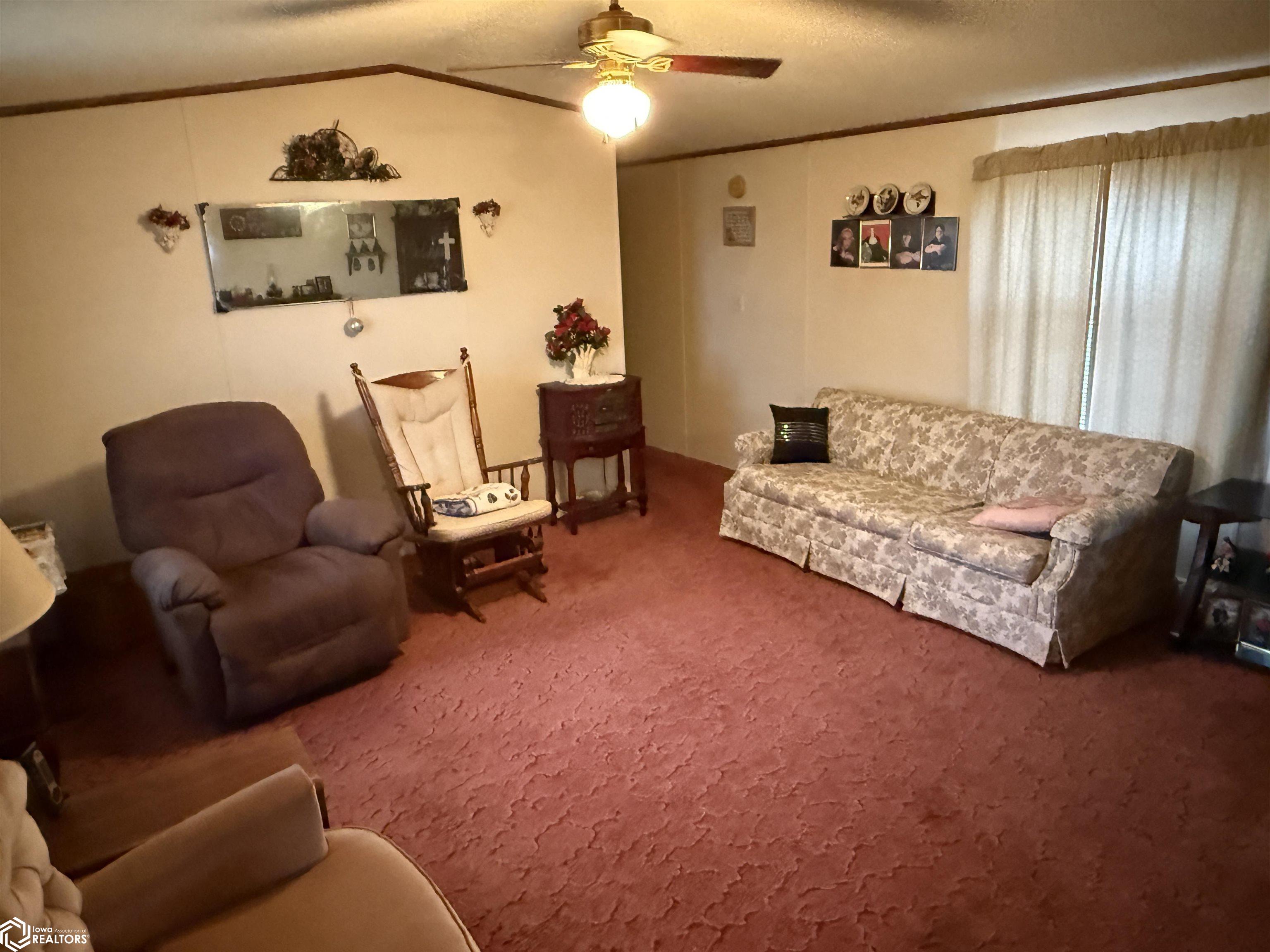 120 N Cedar Road, Hillsboro, Iowa image 3