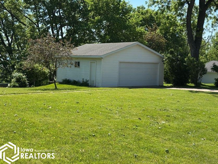 2040 Highland Avenue, Burlington, Iowa image 48