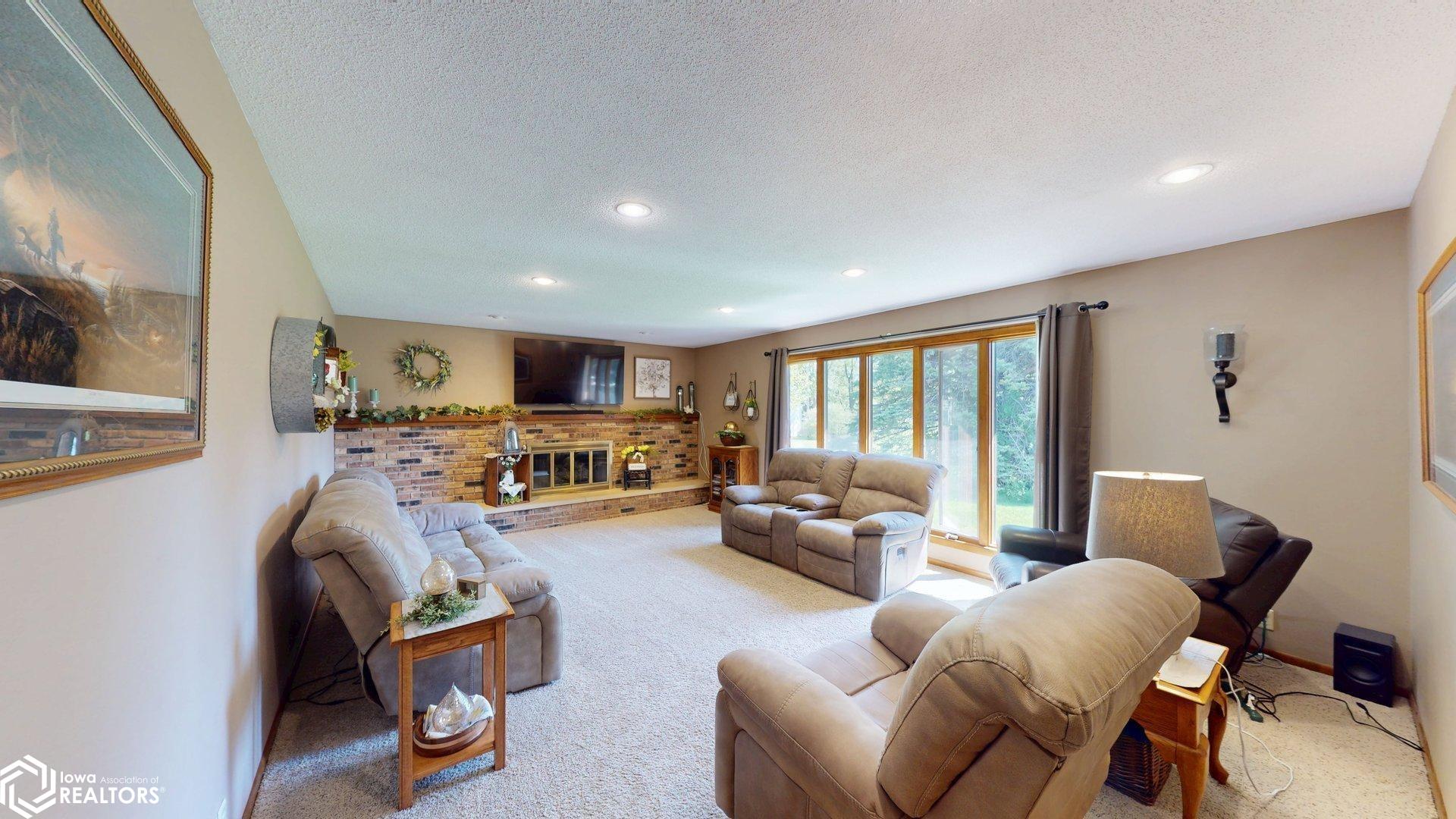 1265 Division St, Garner, Iowa image 11