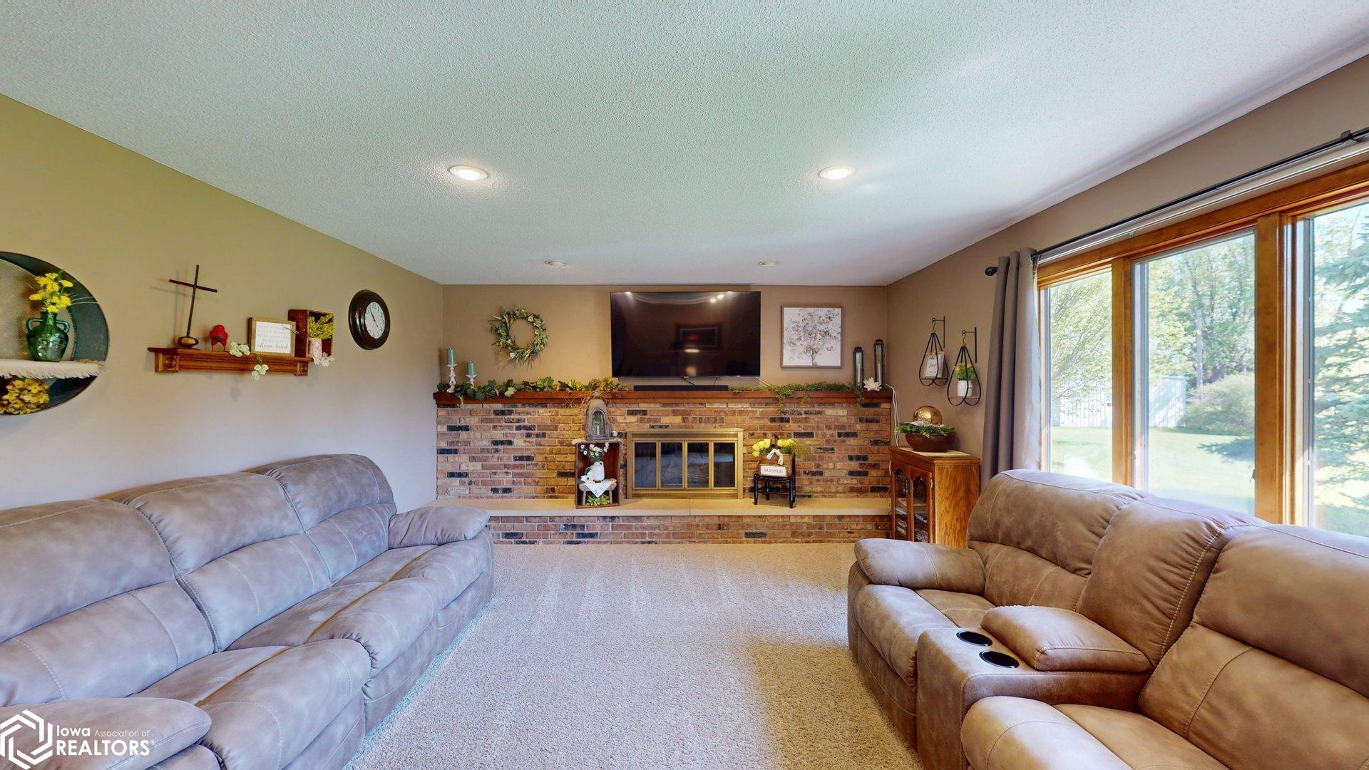 1265 Division St, Garner, Iowa image 13