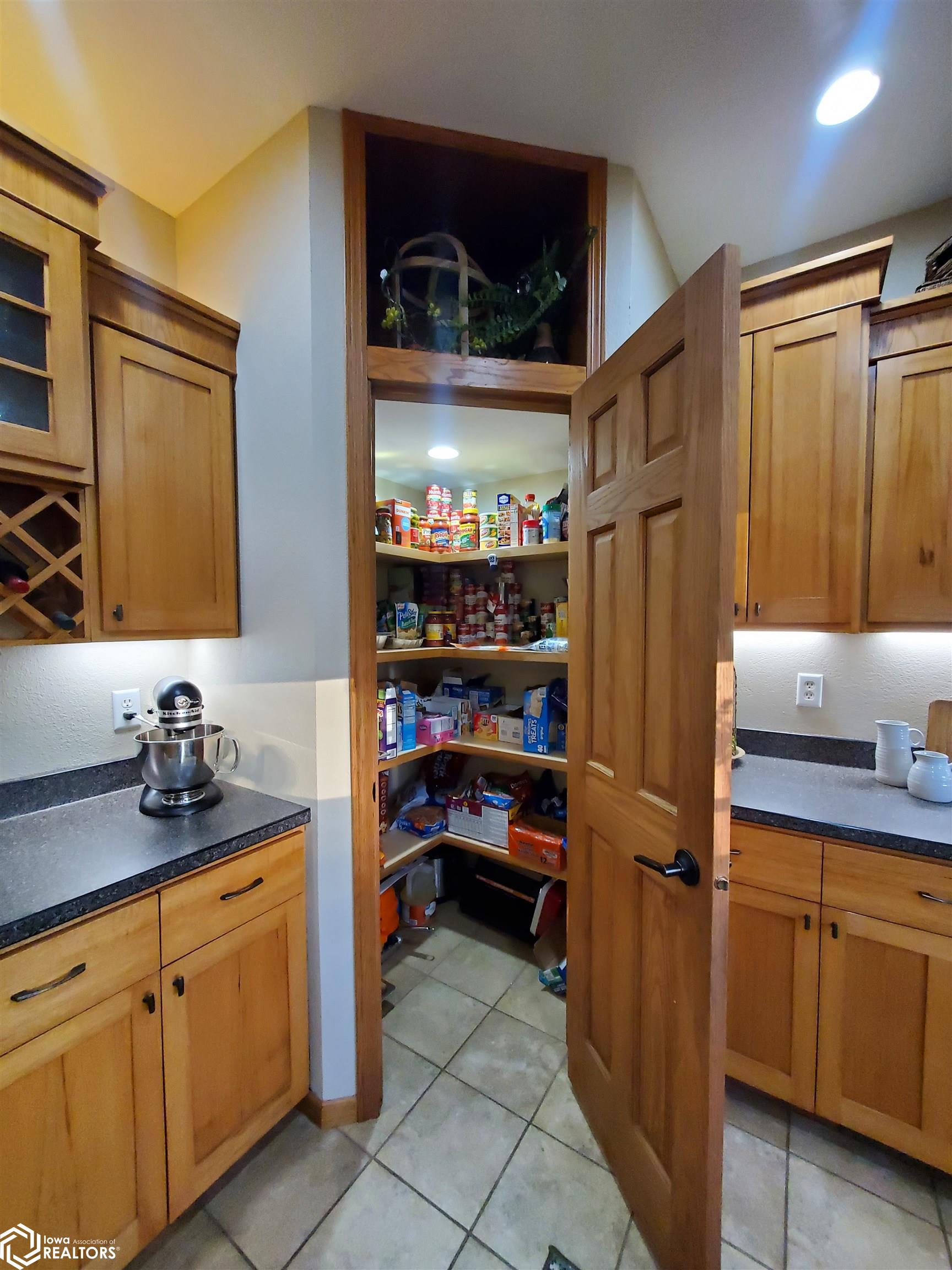 420 Helgren Street, Thompson, Iowa image 20