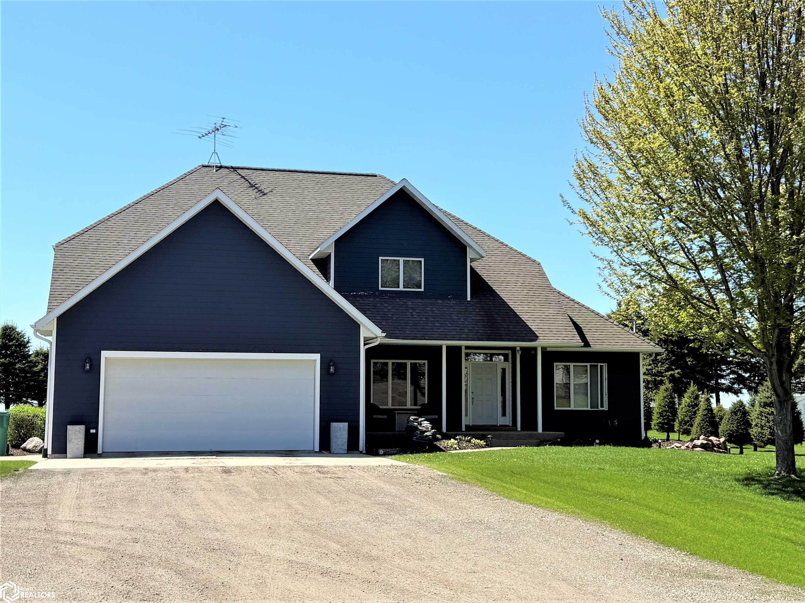 420 Helgren Street, Thompson, Iowa image 3