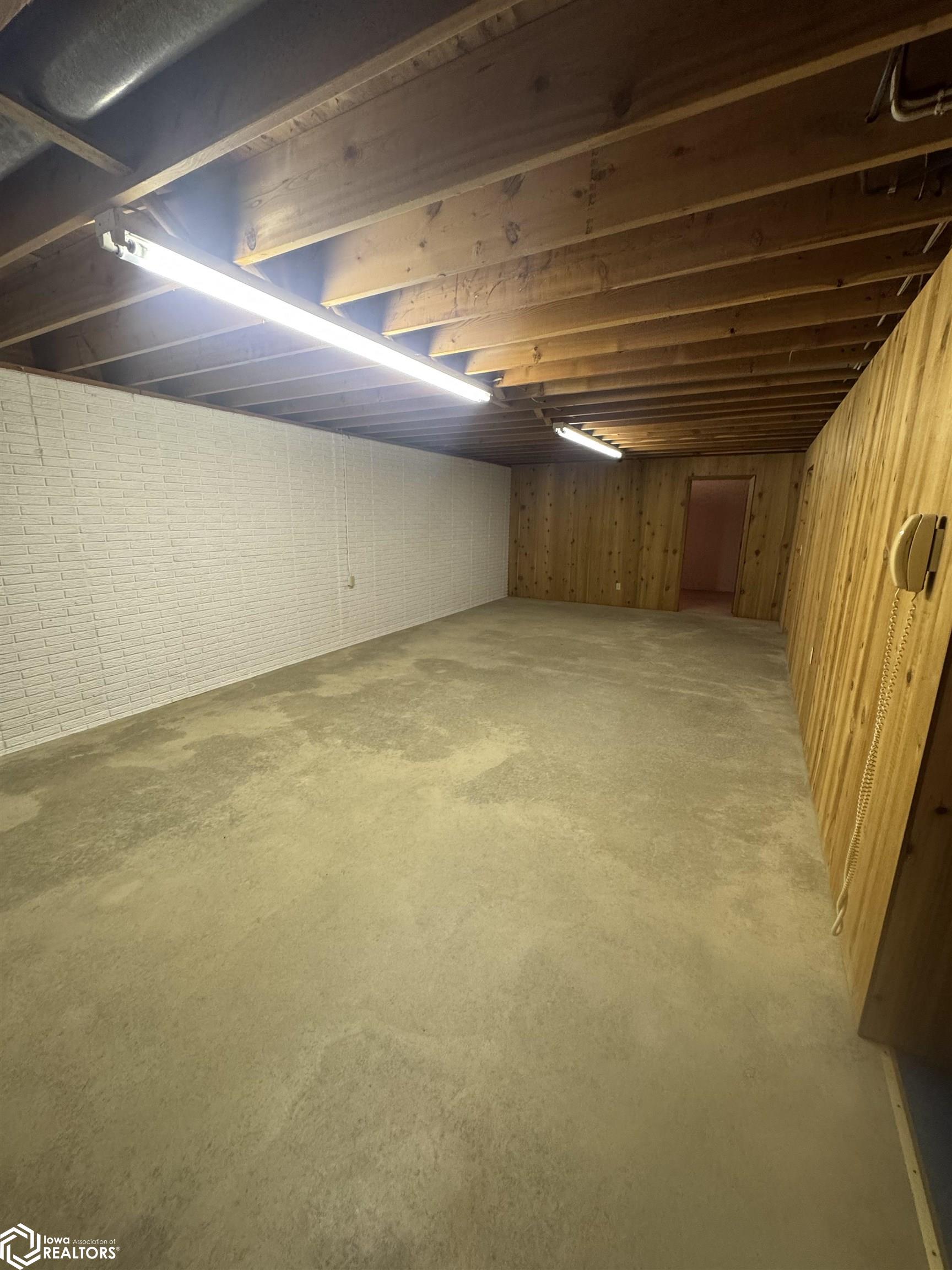 605 Pioneer Road, Reinbeck, Iowa image 25
