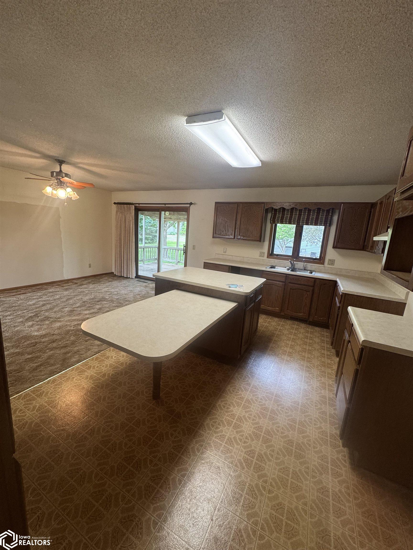 605 Pioneer Road, Reinbeck, Iowa image 8