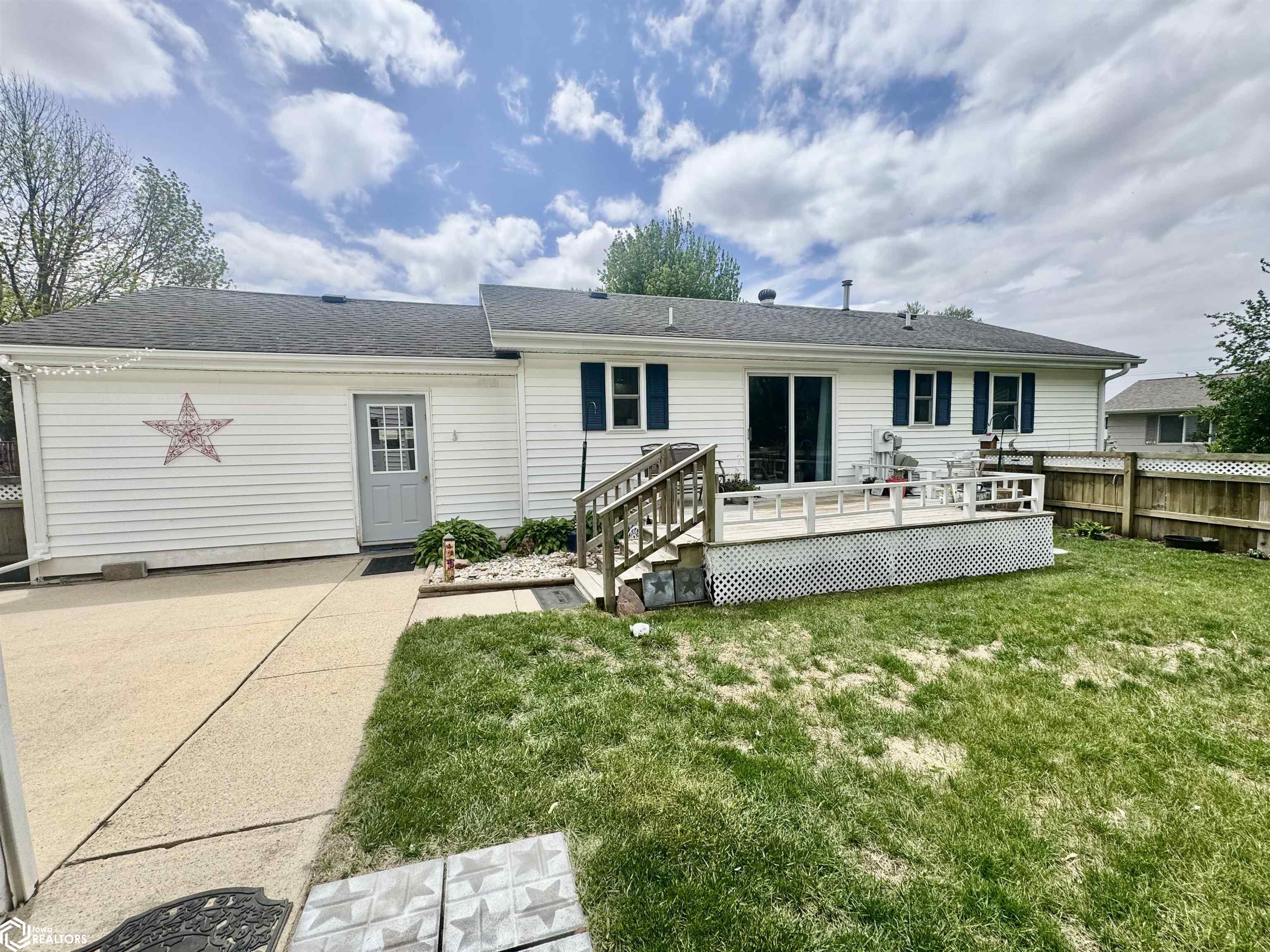 117 Sunland Way, Forest City, Iowa image 3