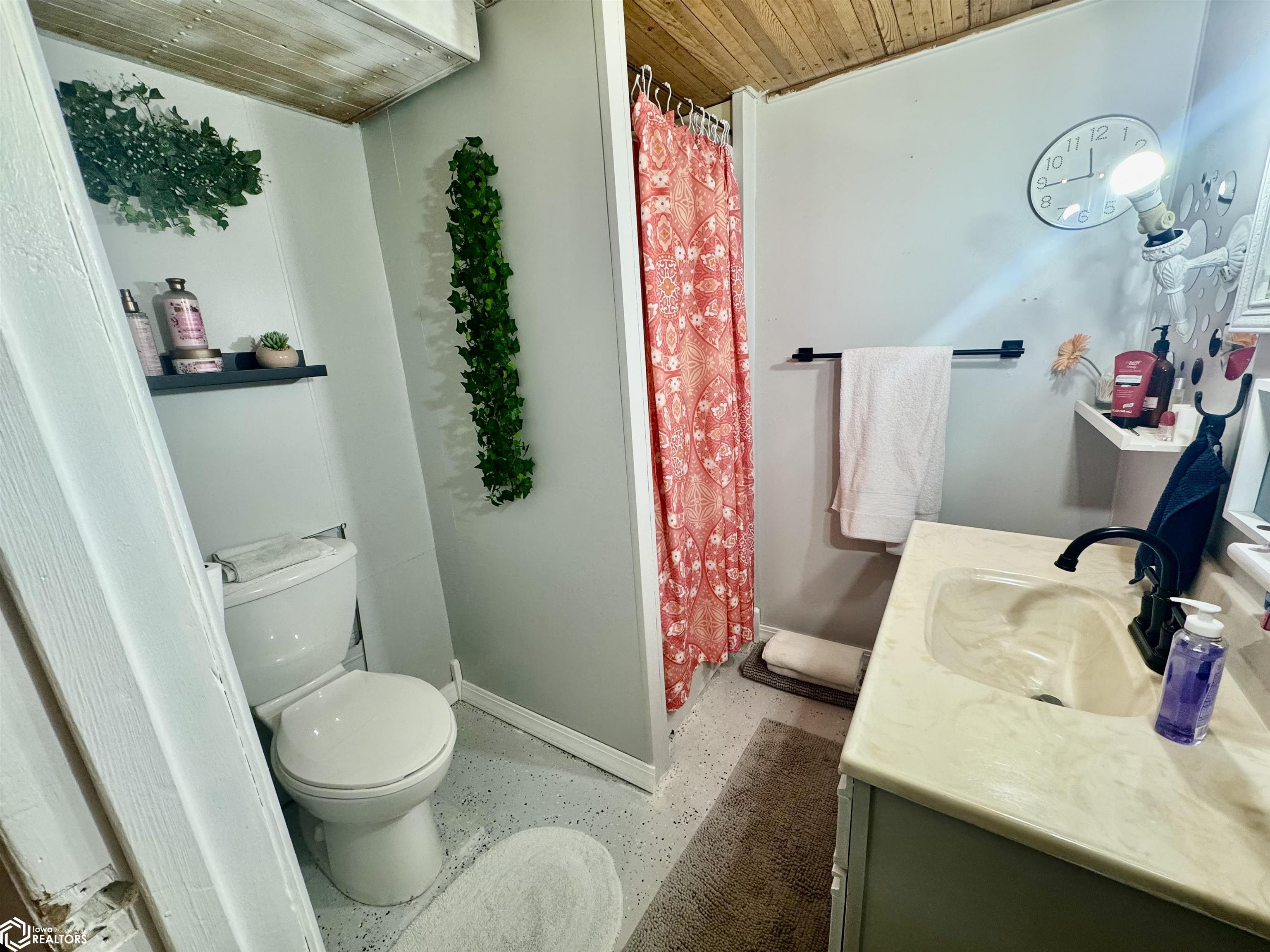 117 Sunland Way, Forest City, Iowa image 27