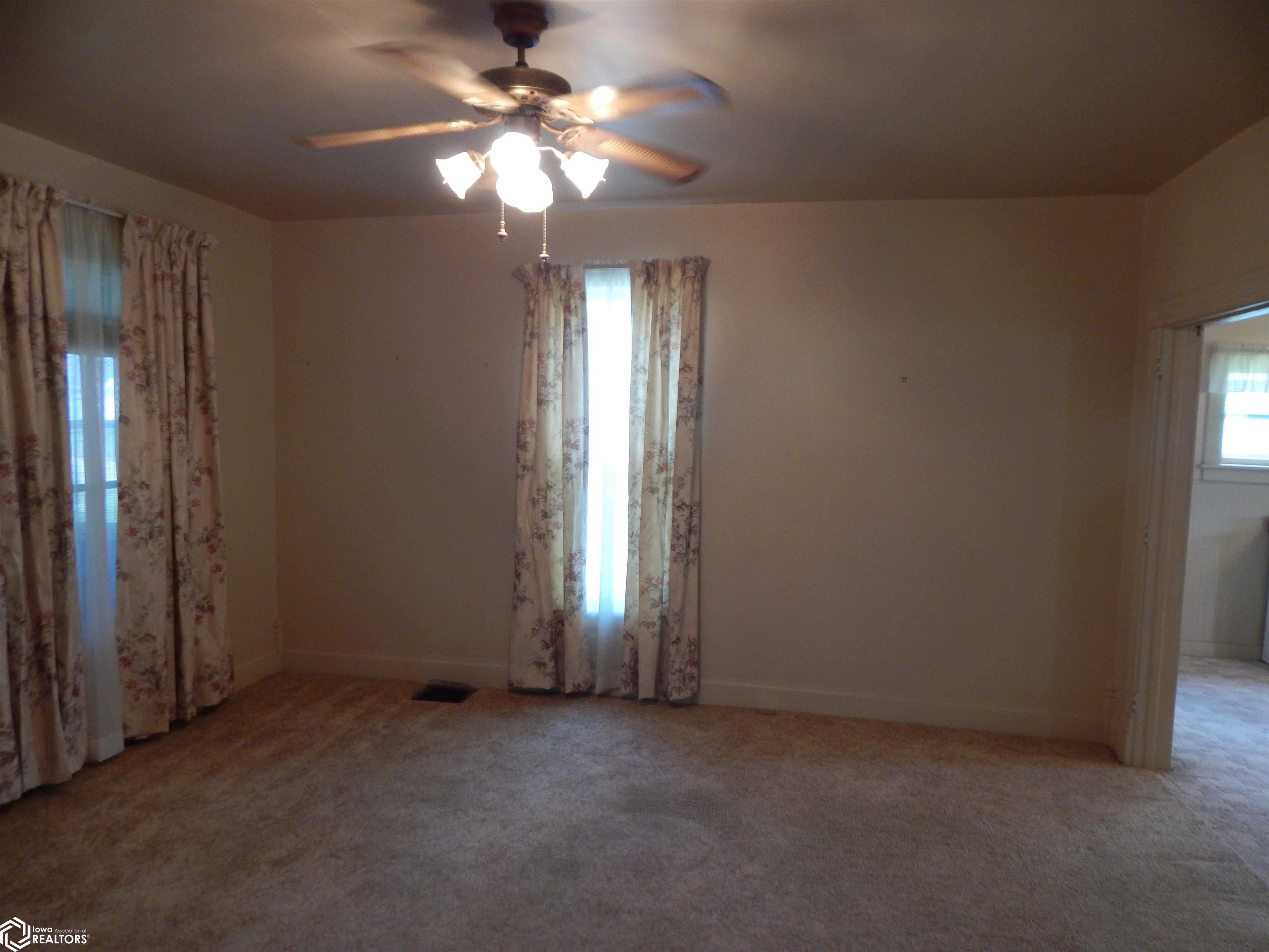 1813 14th Avenue, Eldora, Iowa image 3