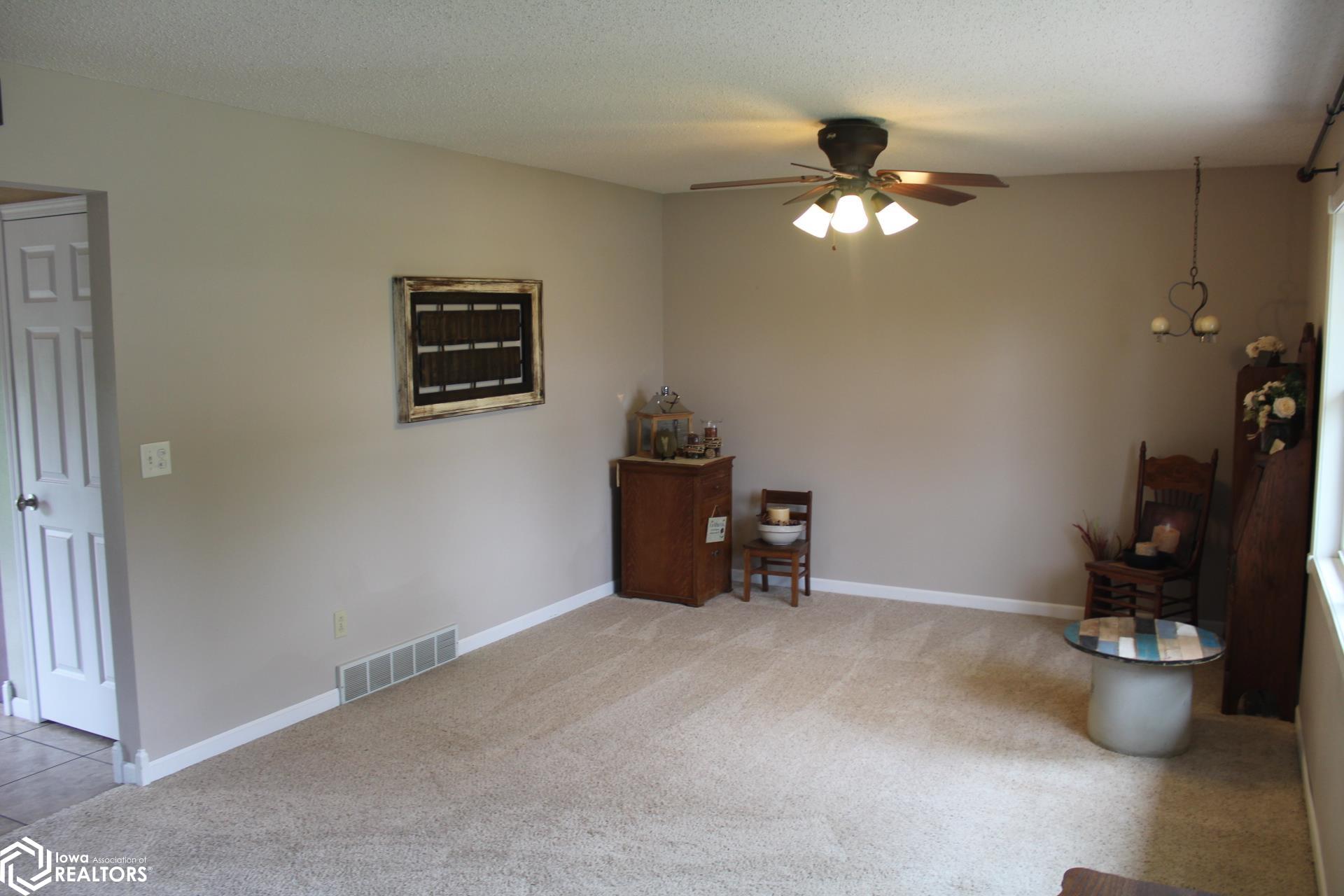 360 Country Club Drive, Garner, Iowa image 21