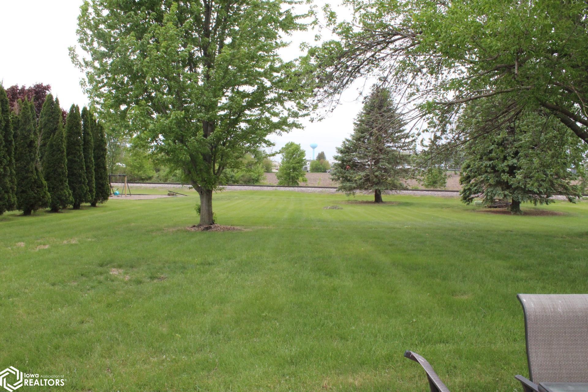 360 Country Club Drive, Garner, Iowa image 6