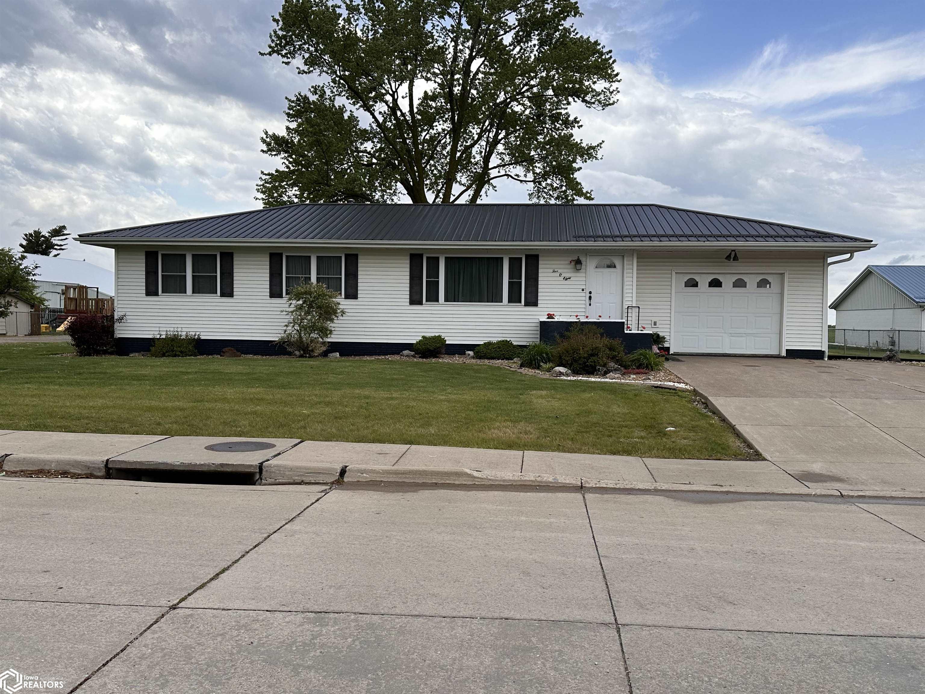 508 N Jefferson, Wayland, Iowa image 1