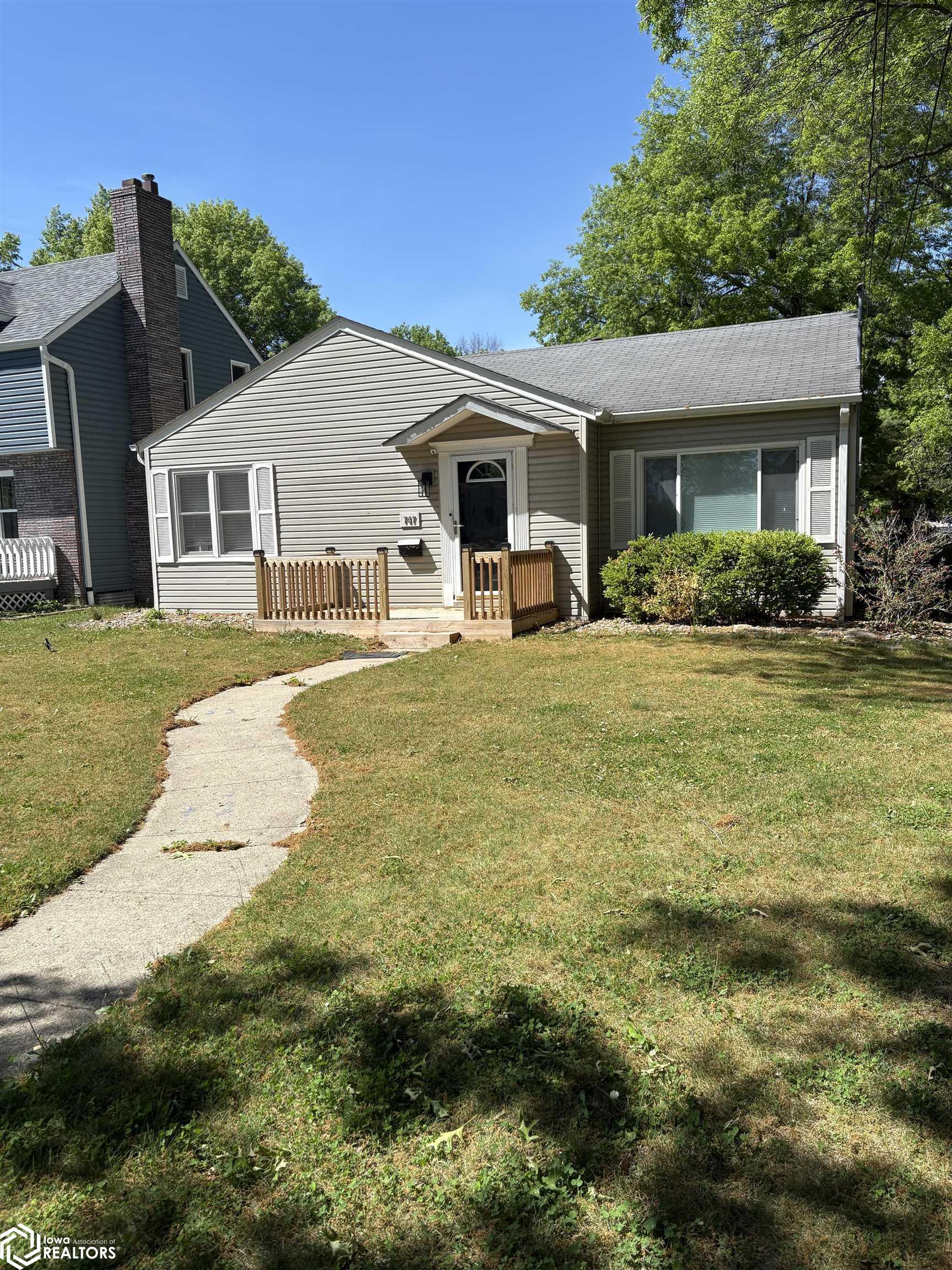 747 E Highland, Ottumwa, Iowa image 1