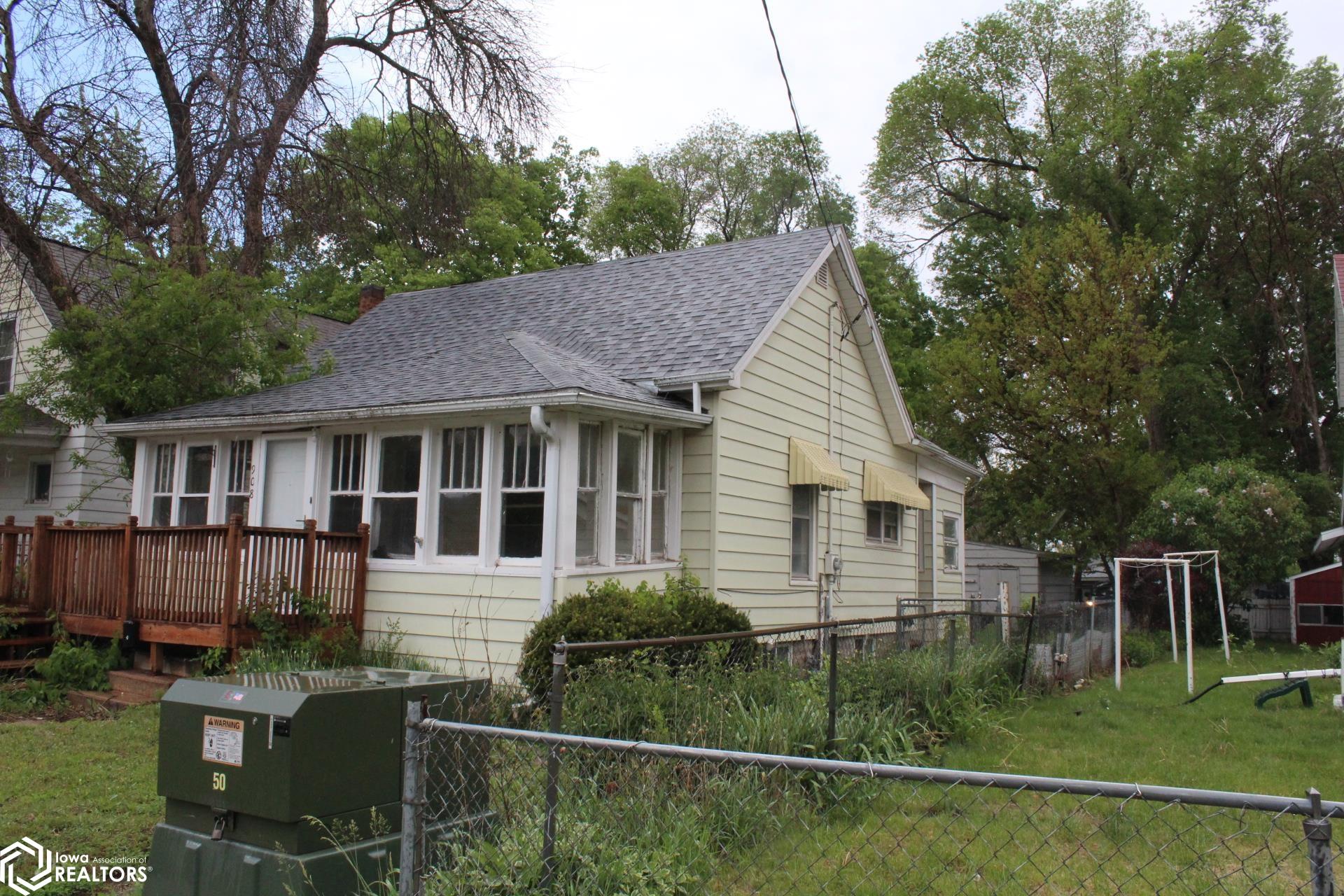 908 6th Street, Mason City, Iowa image 2