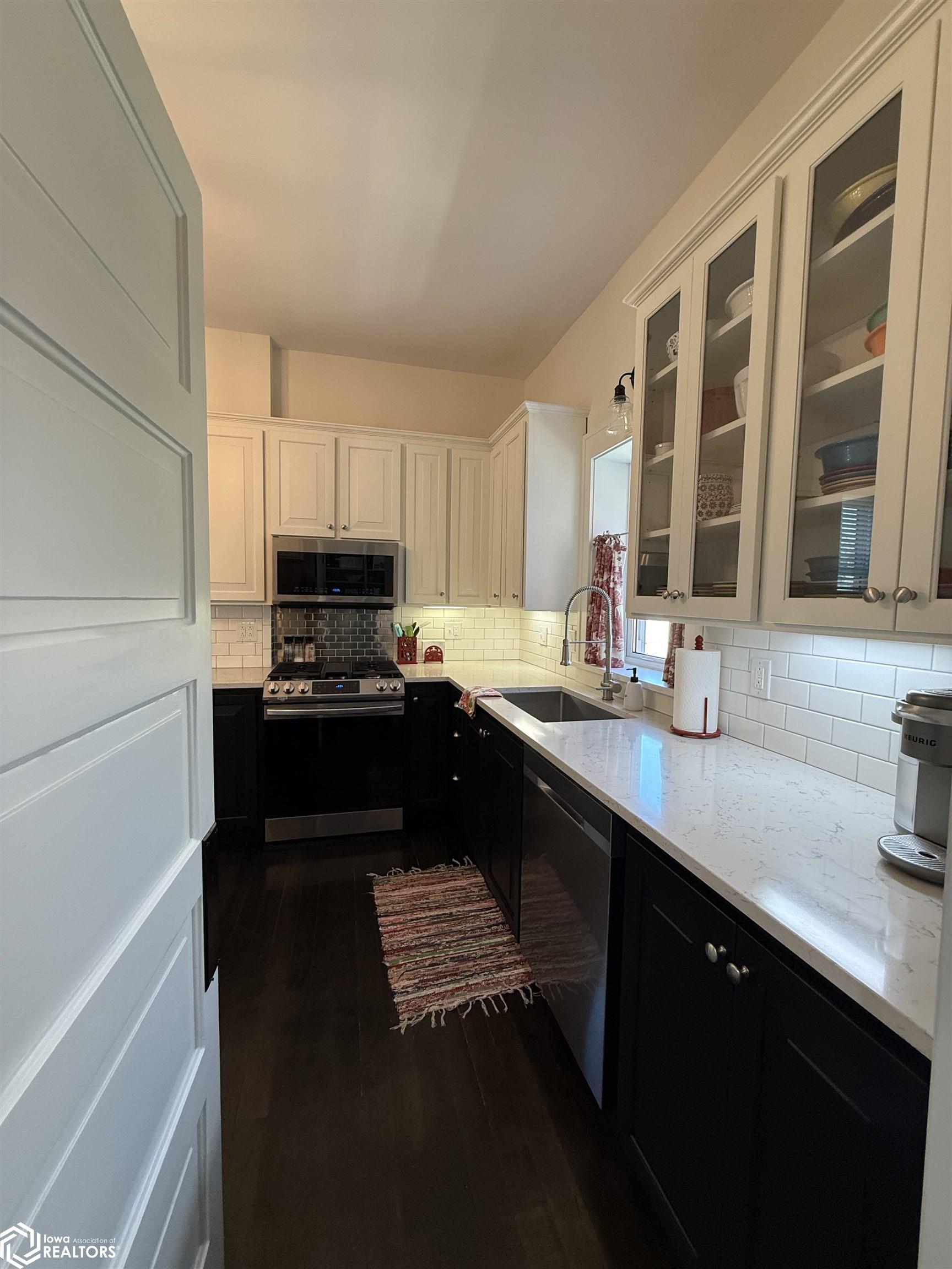 833 Avenue E, Fort Madison, Iowa image 32