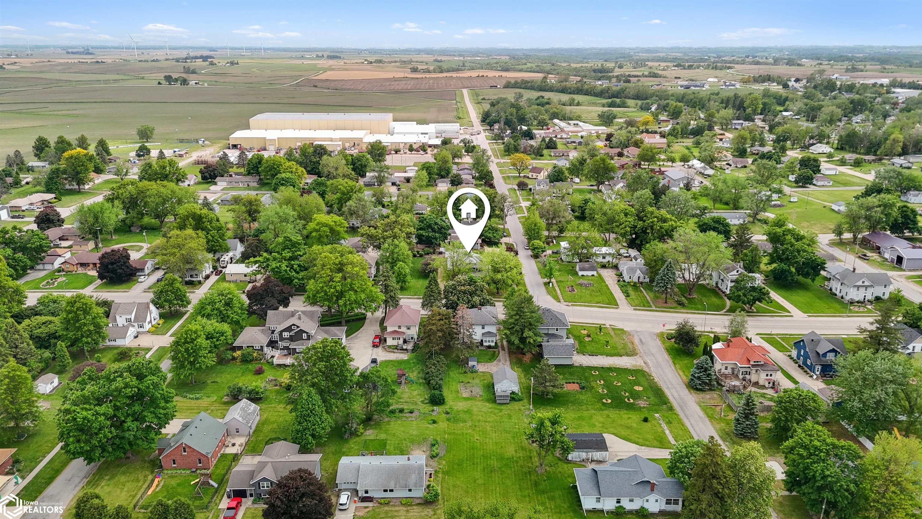 800 E Main Street, Montezuma, Iowa image 35
