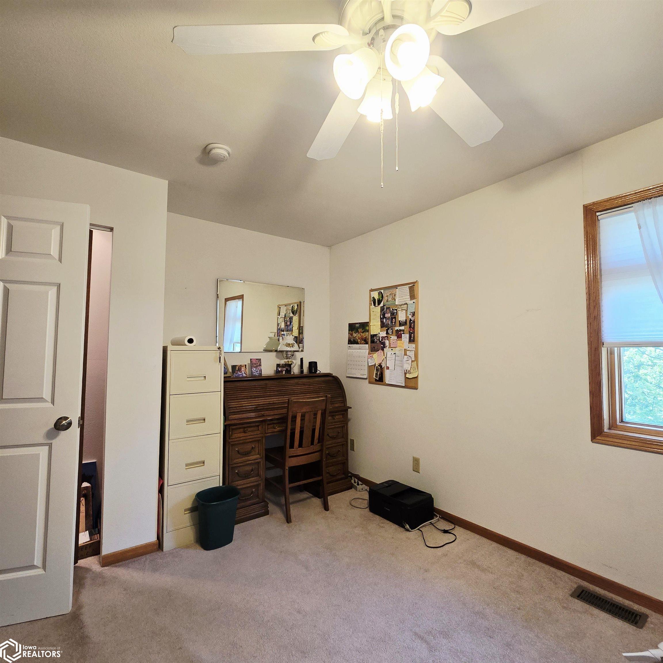 1004 S 15th Street, Oskaloosa, Iowa image 6