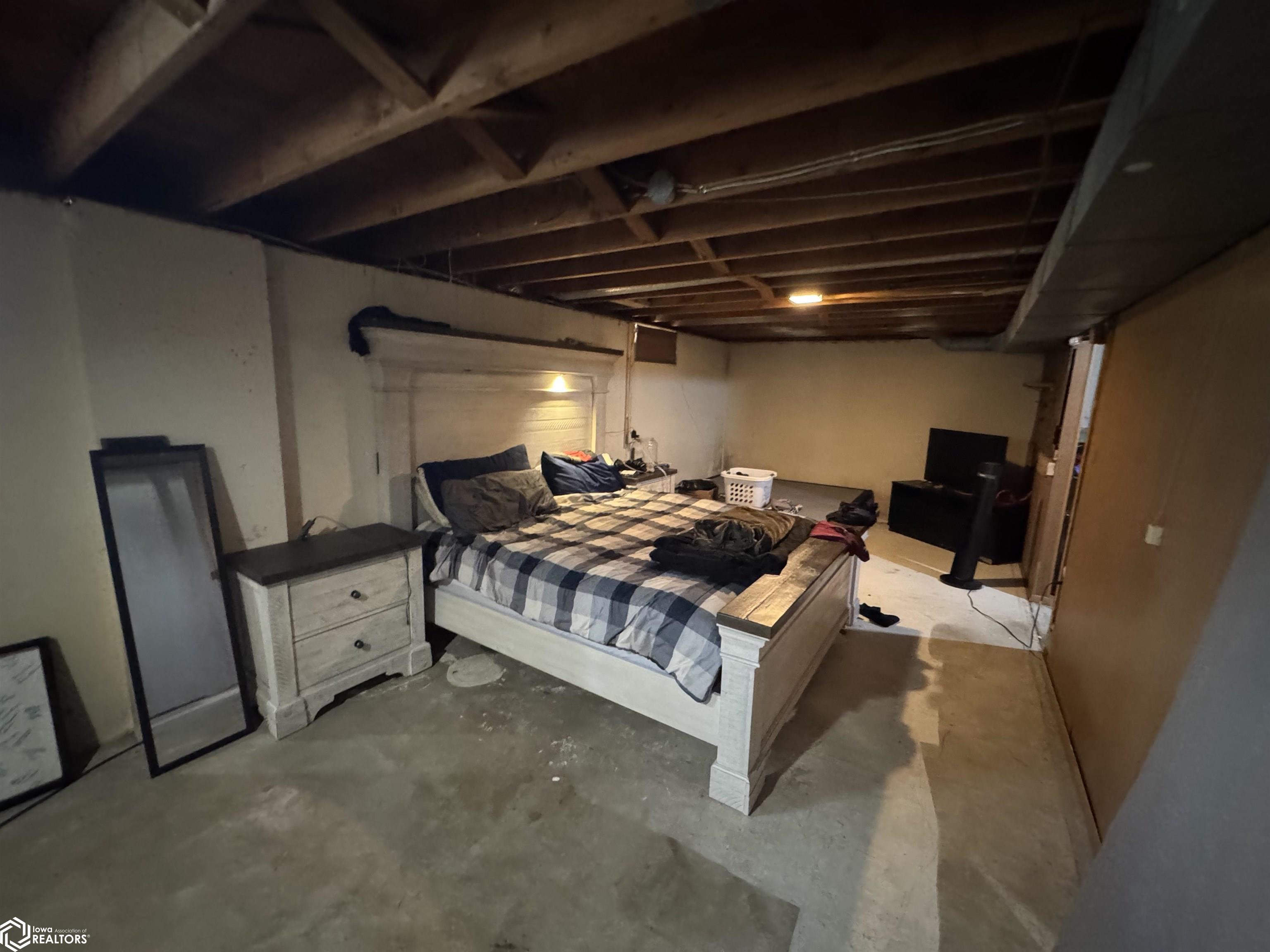 811 F Avenue, Albia, Iowa image 25