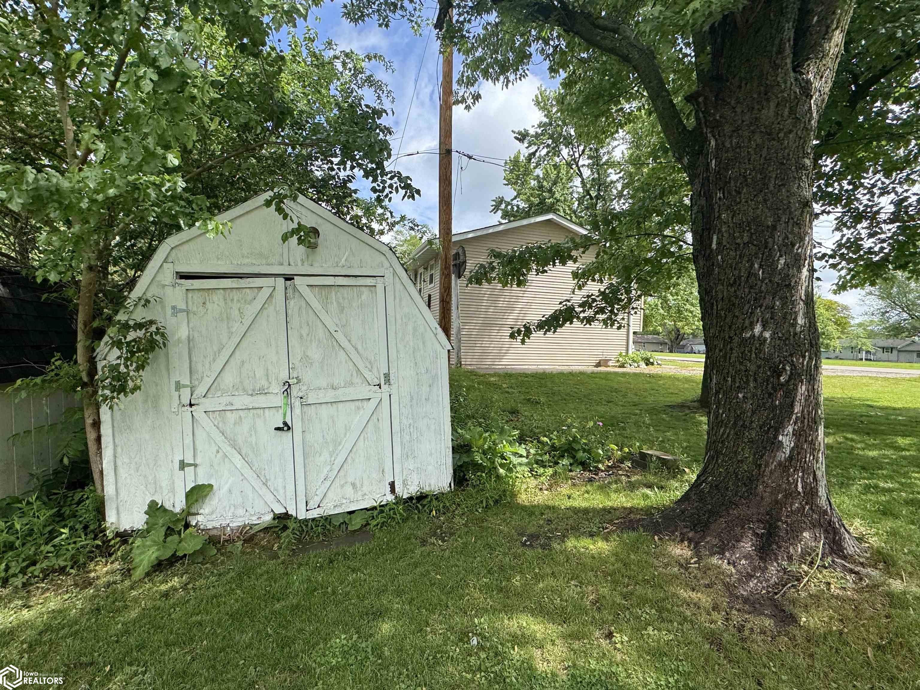 811 F Avenue, Albia, Iowa image 33