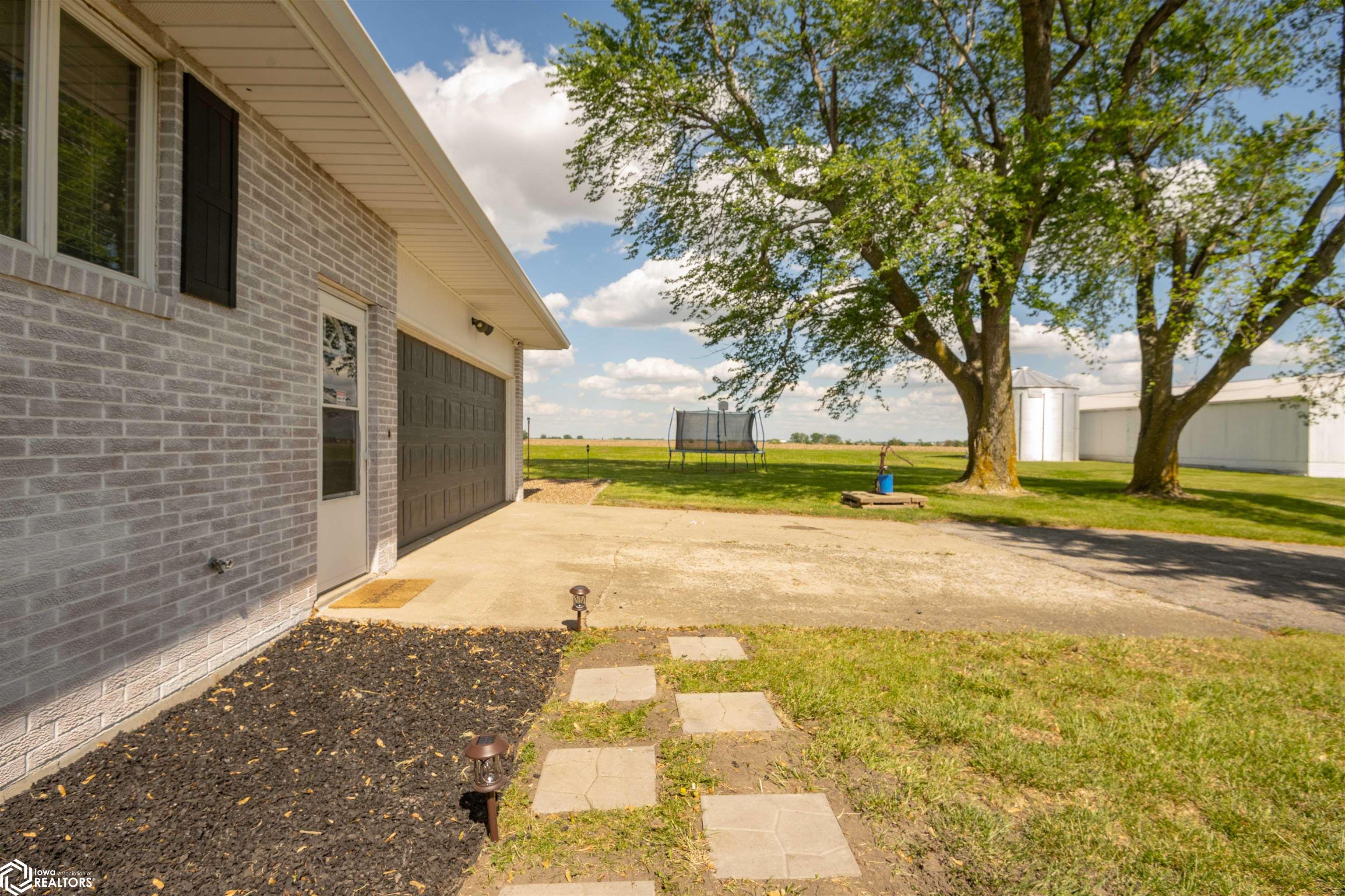 12681 Competine Road, Agency, Iowa image 16