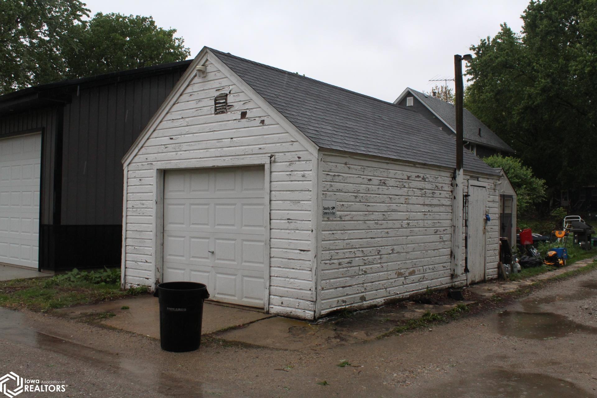 311 14th Street, Mason City, Iowa image 3