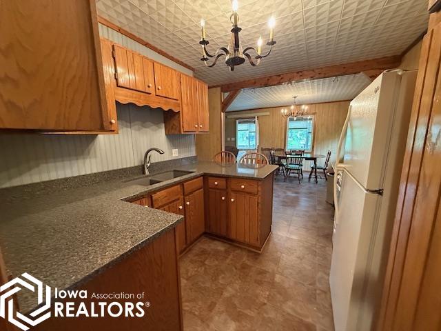 1015 Lakeshore Drive, Brooklyn, Iowa image 11