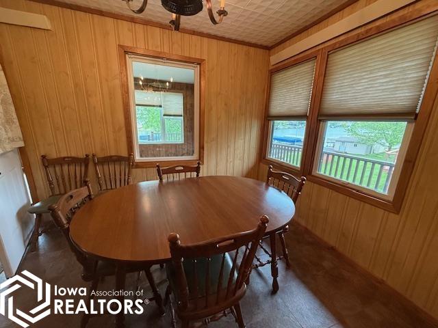 1015 Lakeshore Drive, Brooklyn, Iowa image 16