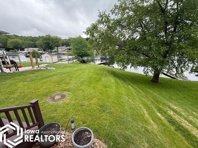 1015 Lakeshore Drive, Brooklyn, Iowa image 23