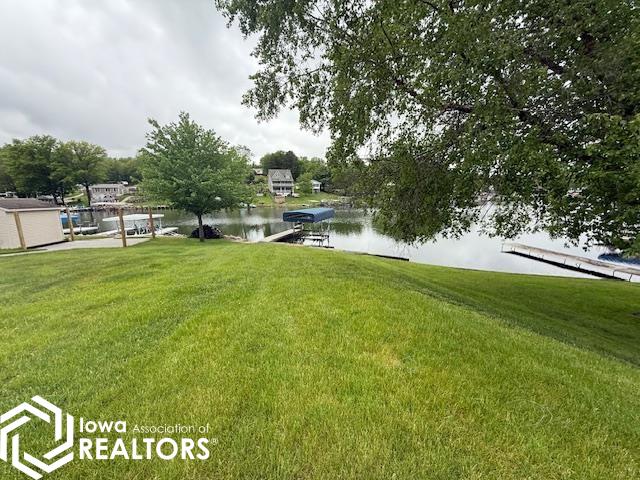1015 Lakeshore Drive, Brooklyn, Iowa image 26