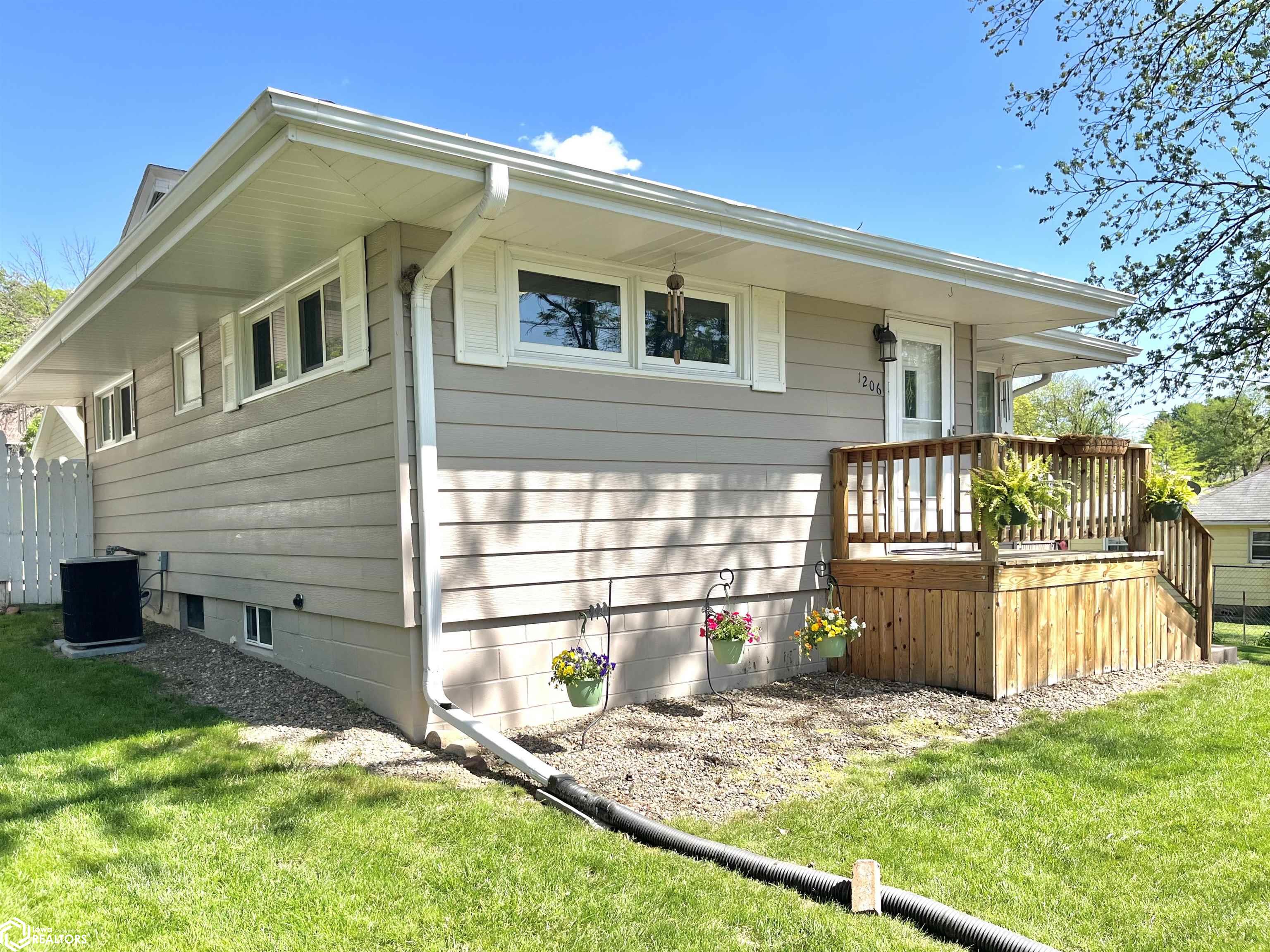 1206 Birch Street, Atlantic, Iowa image 2