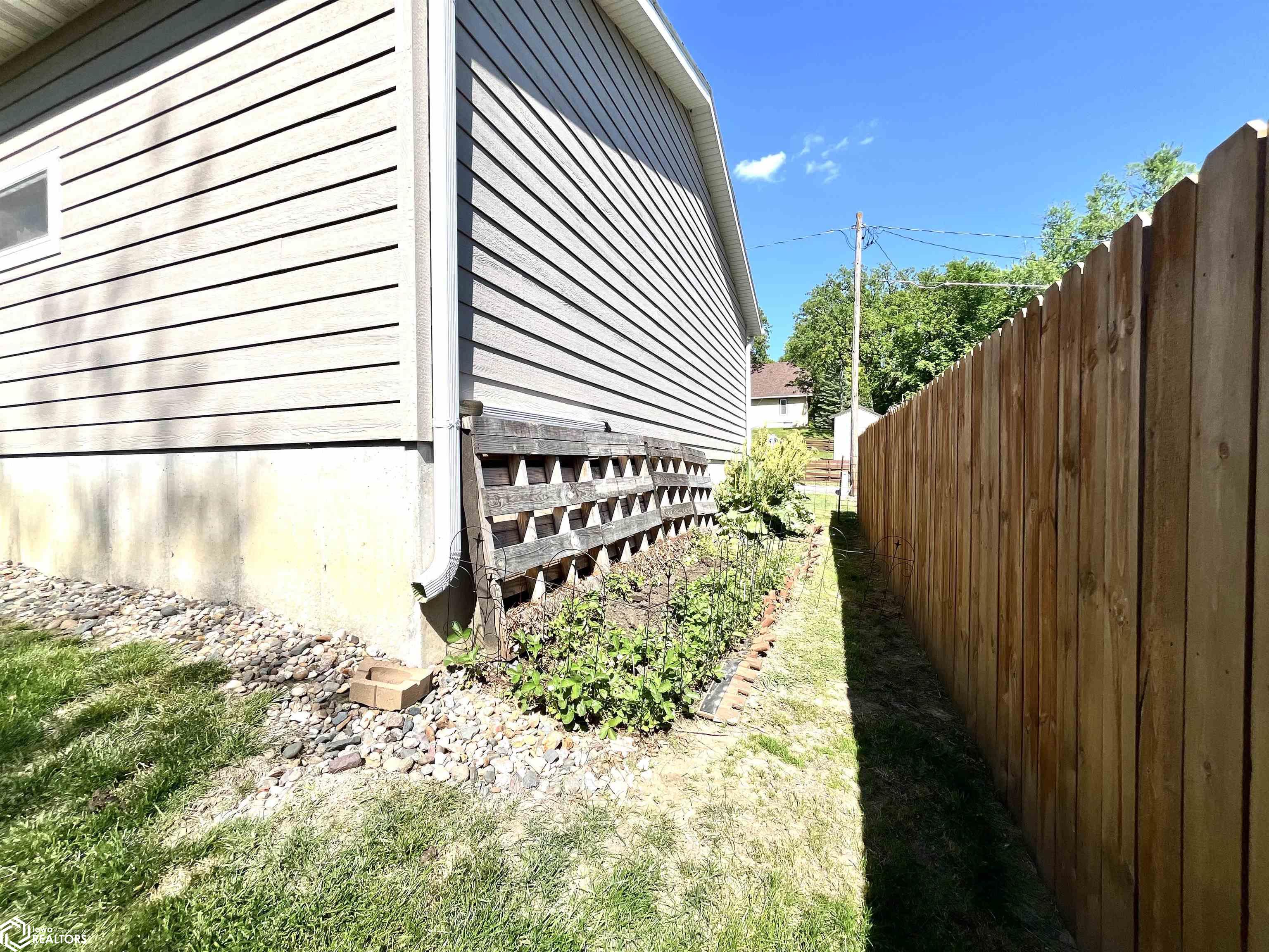 1206 Birch Street, Atlantic, Iowa image 27