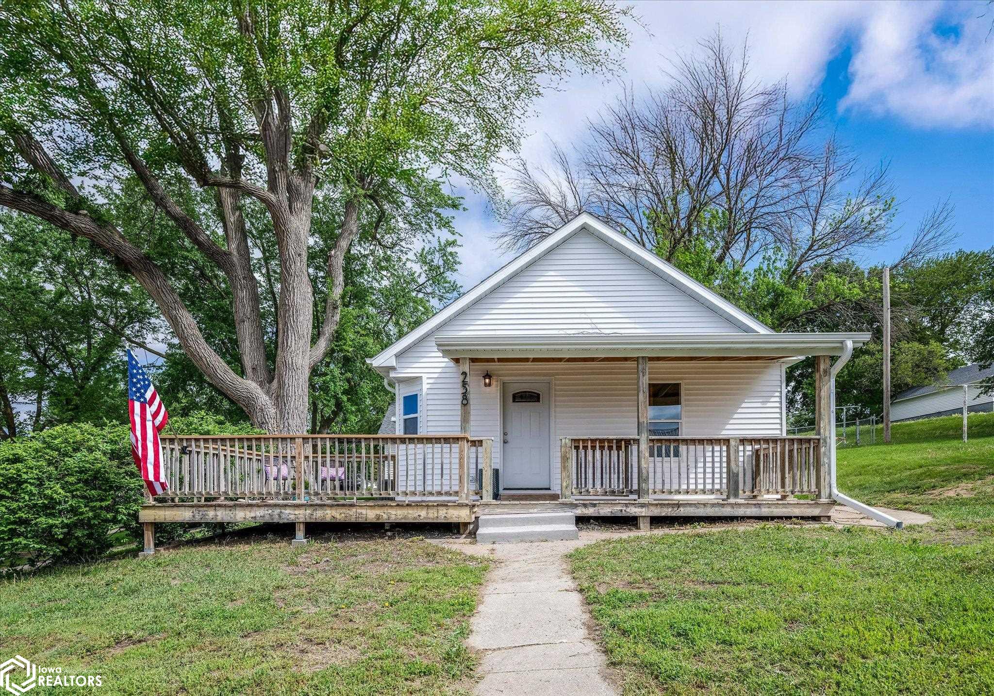 258 3rd Street, Earling, Iowa image 1