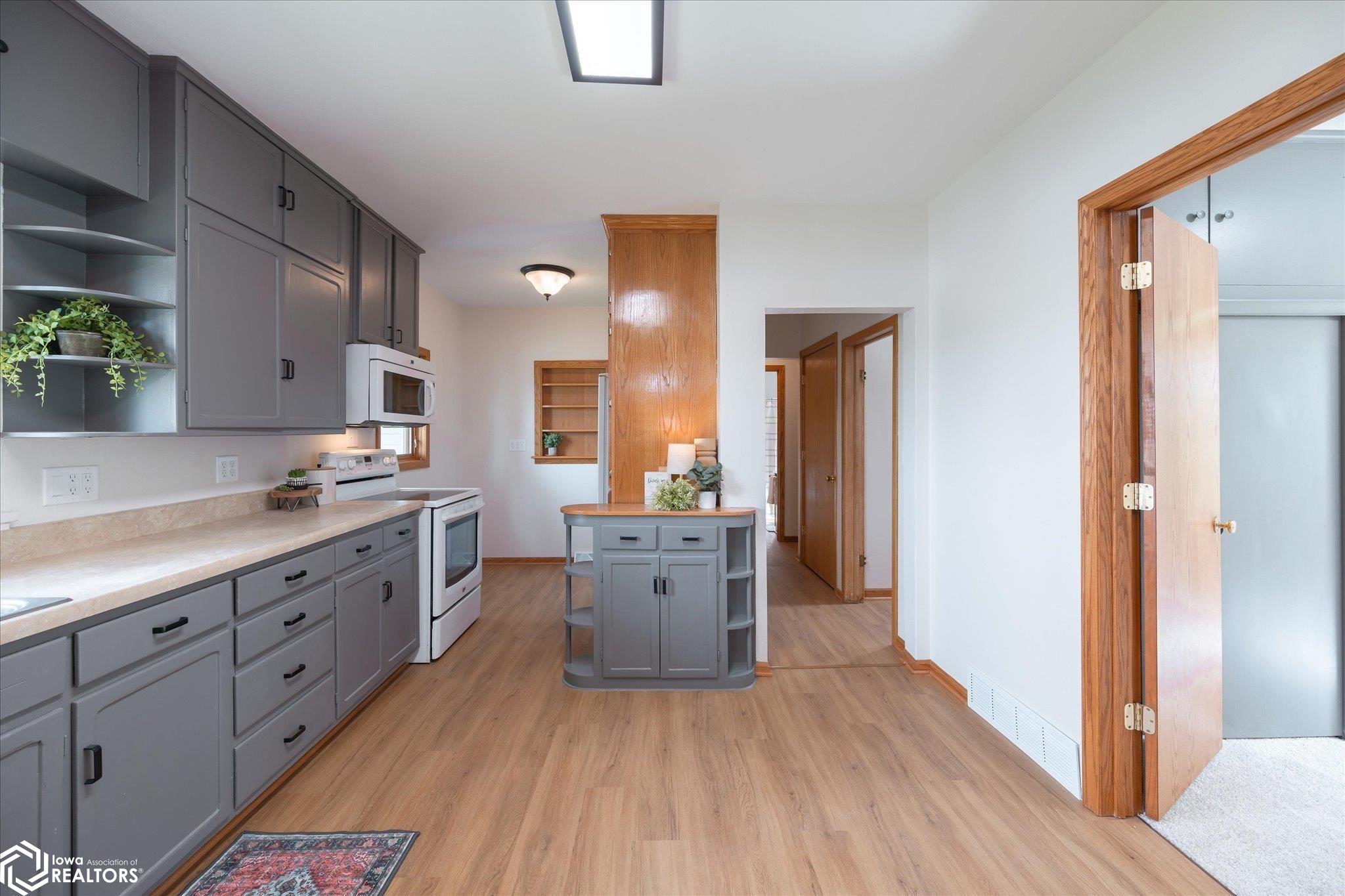 258 3rd Street, Earling, Iowa image 14