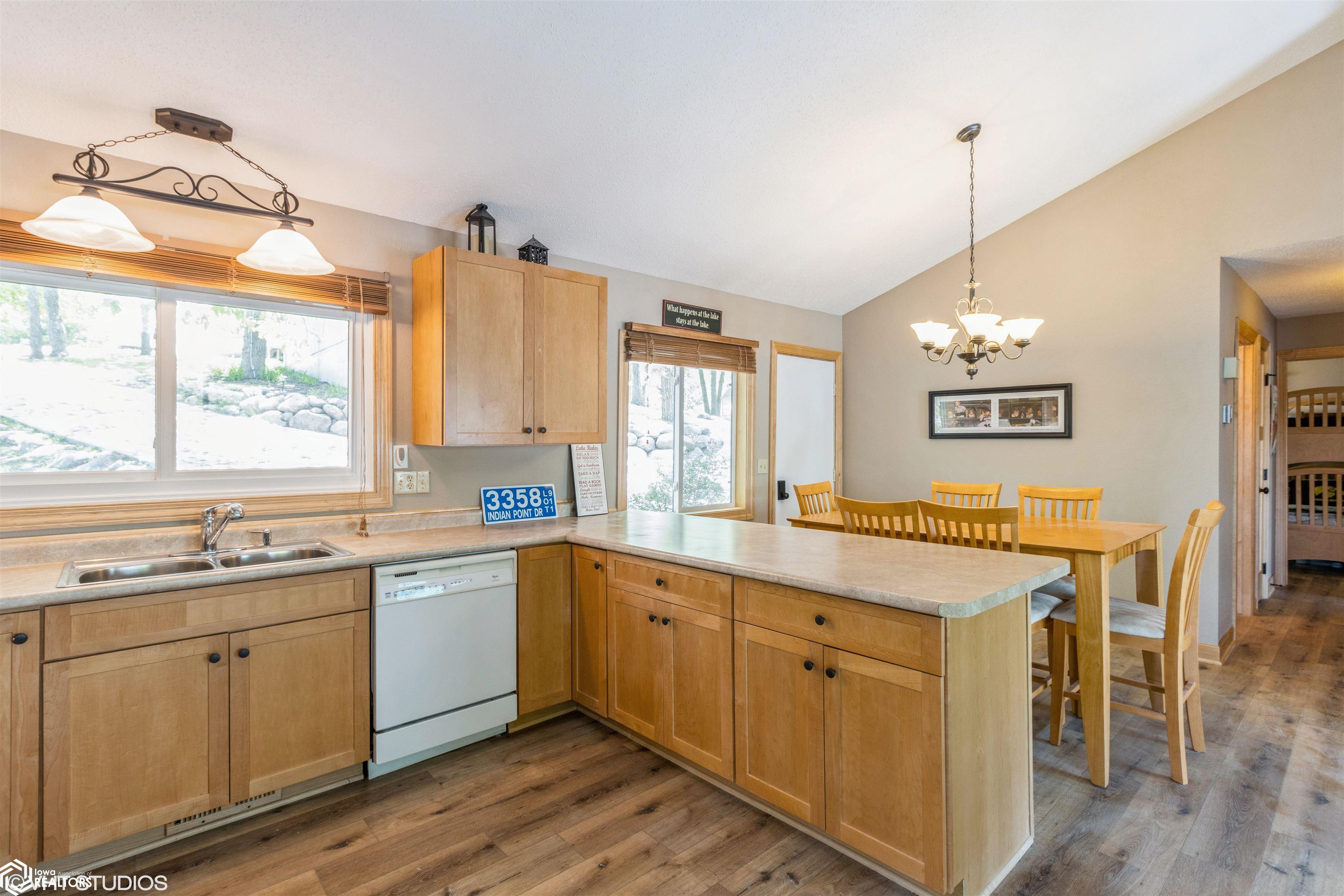 3358 Indian Point Drive, Ellston, Iowa image 11