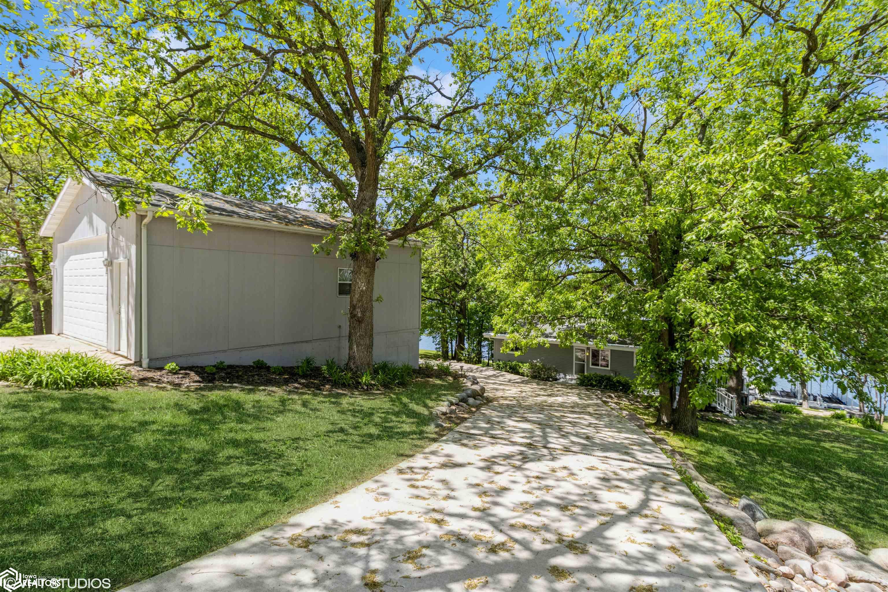 3358 Indian Point Drive, Ellston, Iowa image 8