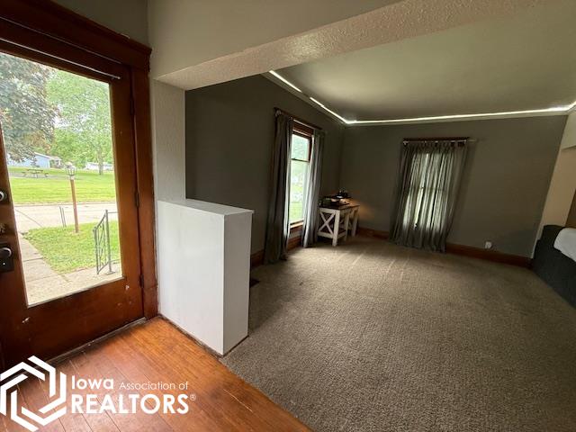 201 W Harlan Street, Mount Pleasant, Iowa image 2