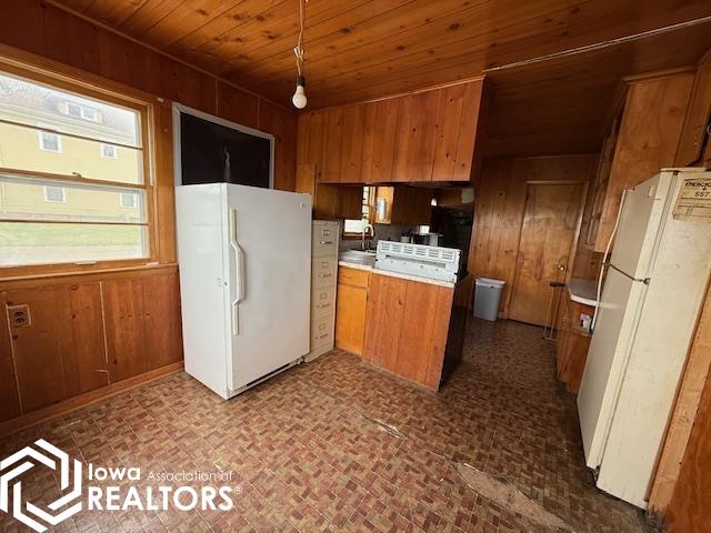 201 W Harlan Street, Mount Pleasant, Iowa image 12