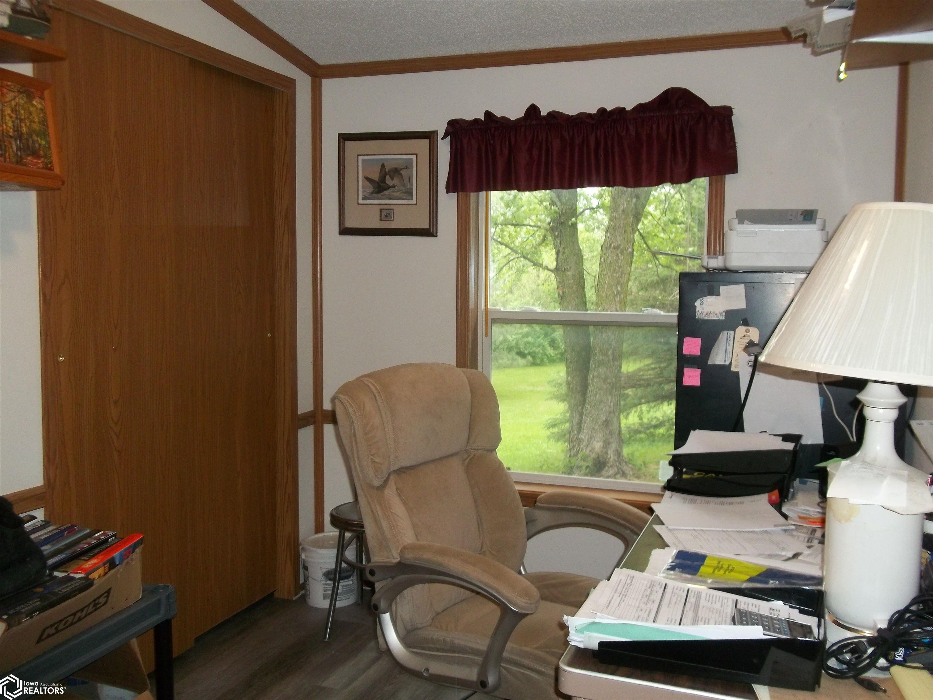 821 Quiet Harbor, Creston, Iowa image 14