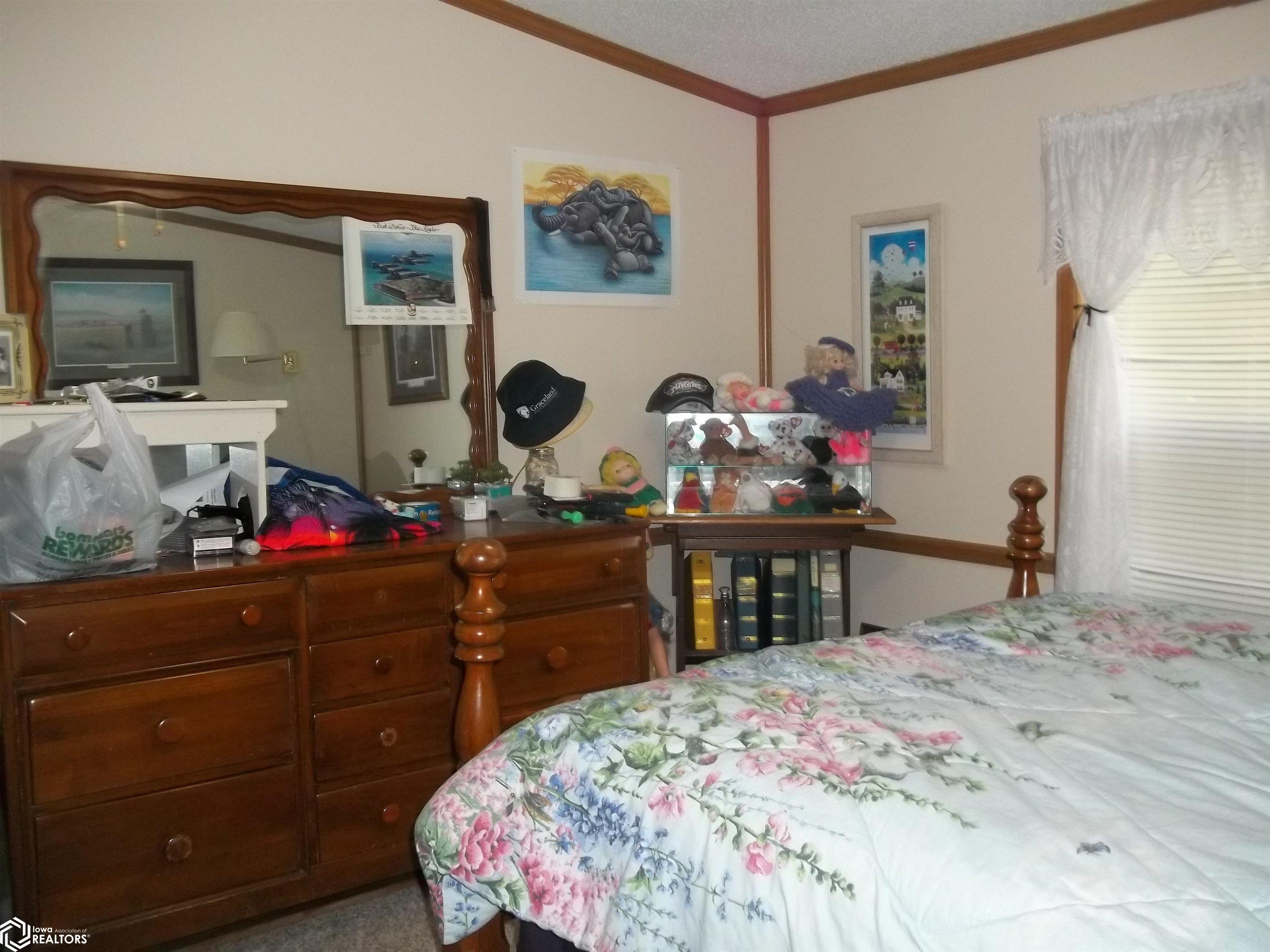 821 Quiet Harbor, Creston, Iowa image 15