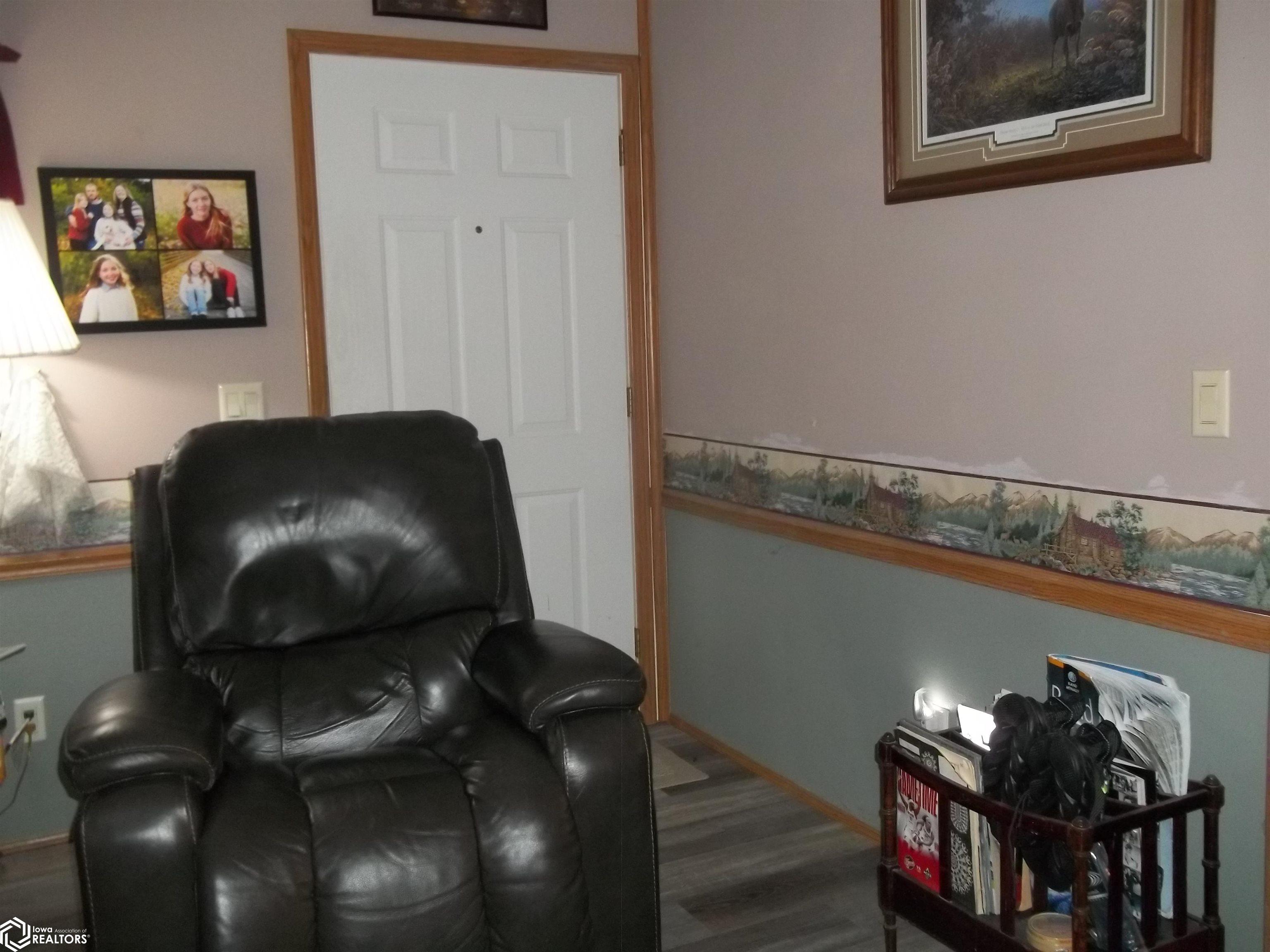 821 Quiet Harbor, Creston, Iowa image 10