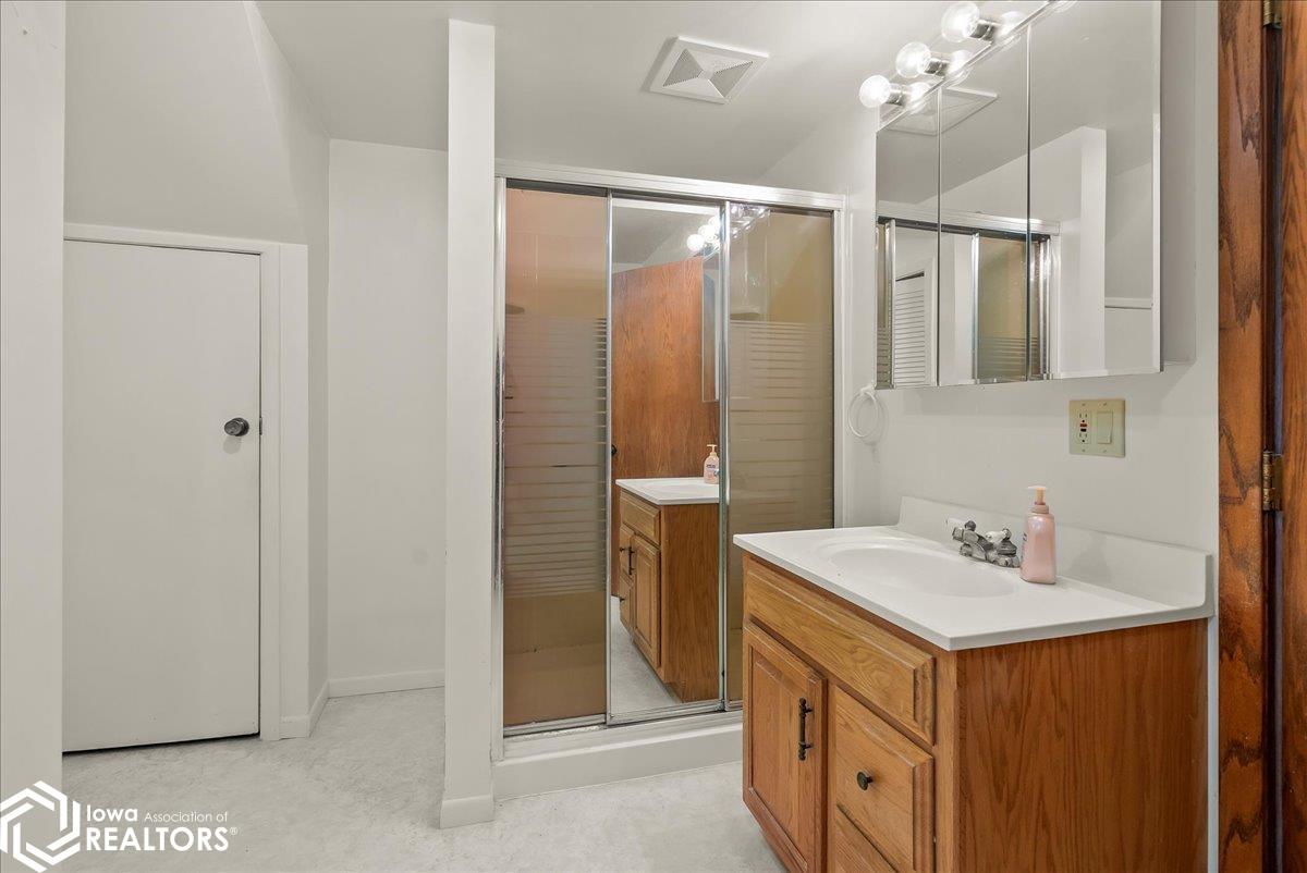 27839 Co Hwy S55, Eldora, Iowa image 12