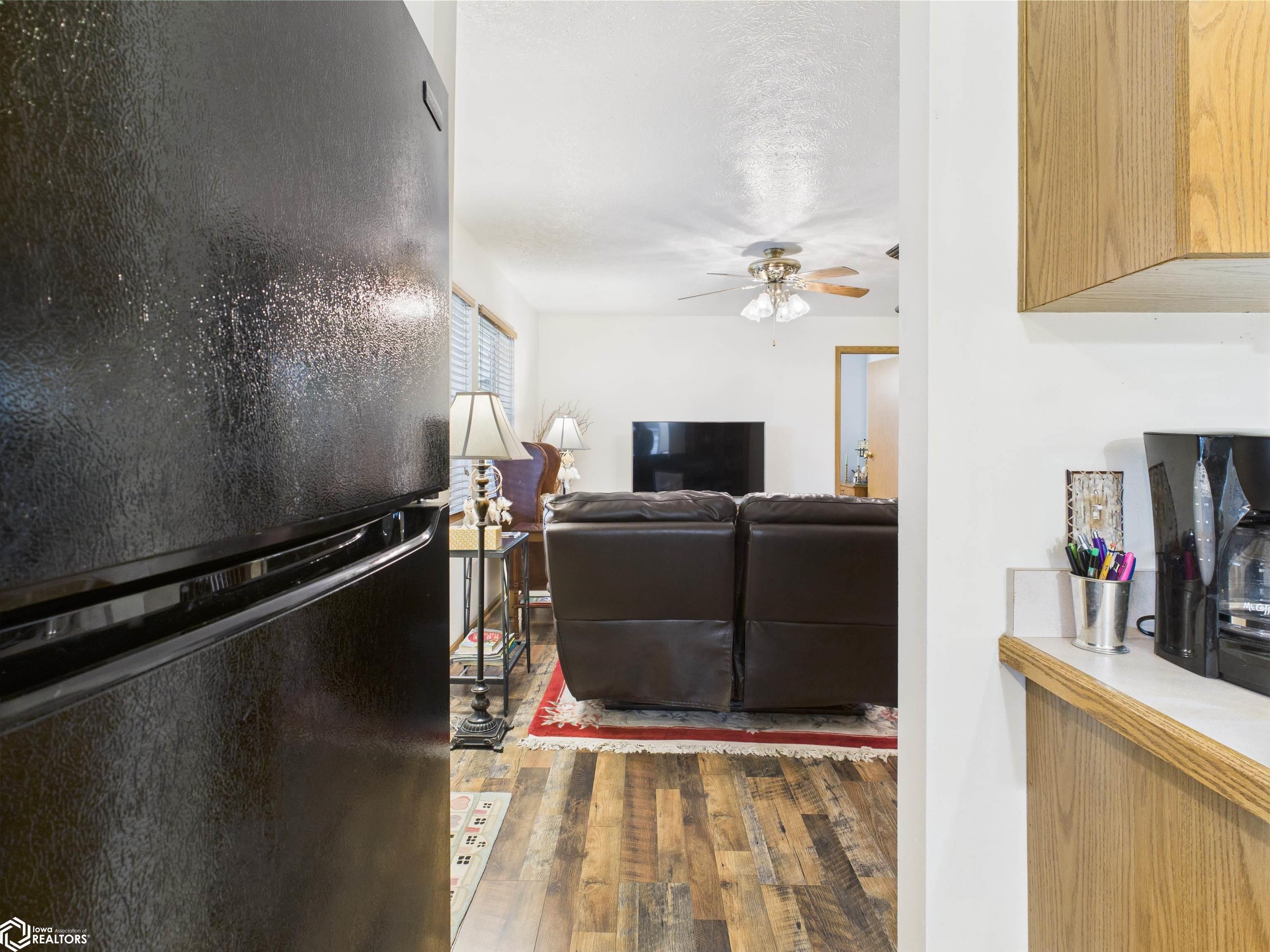 106 S 10th Street, Montrose, Iowa image 12