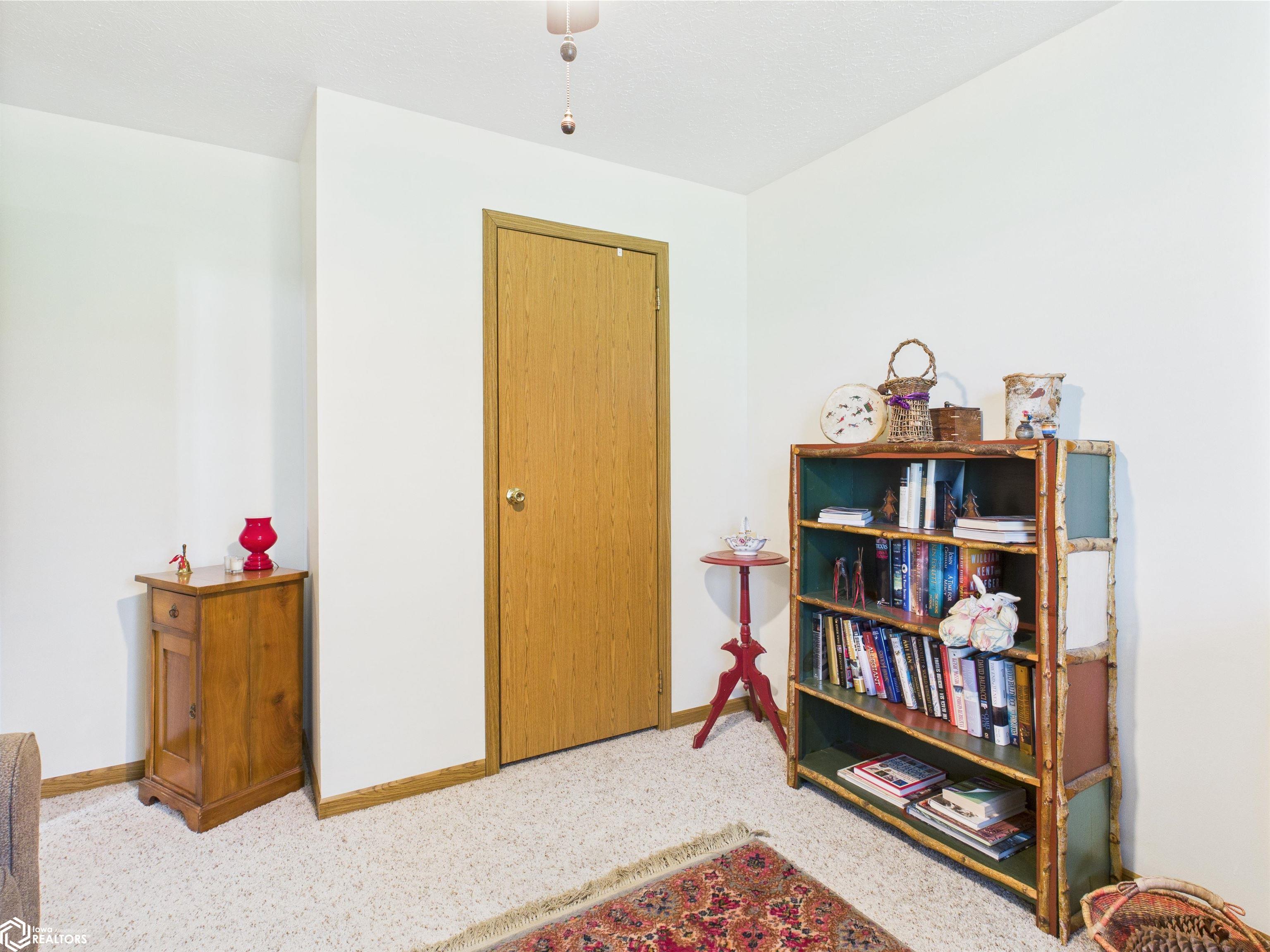 106 S 10th Street, Montrose, Iowa image 21