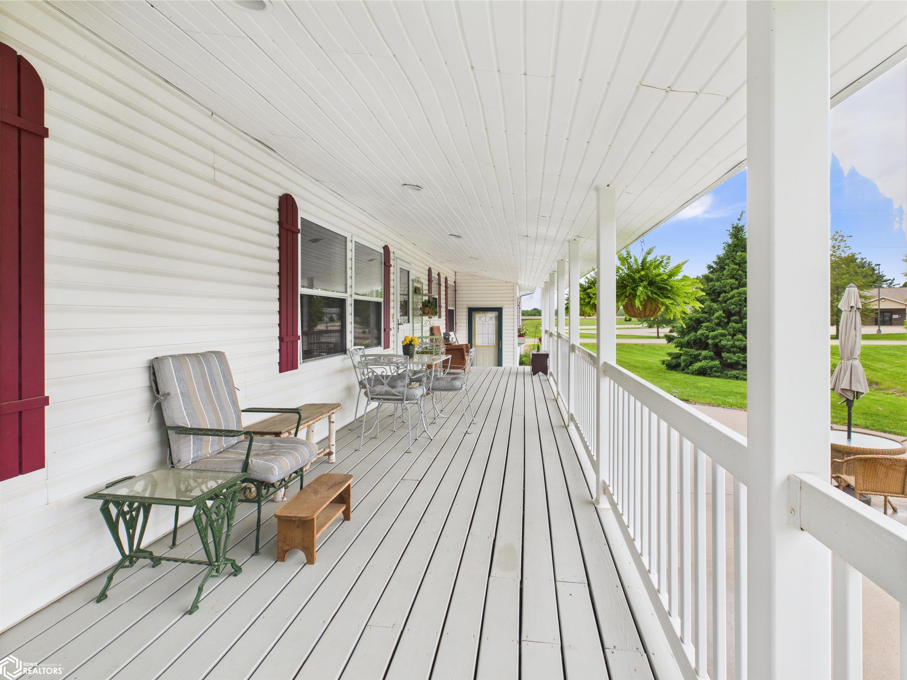 106 S 10th Street, Montrose, Iowa image 48