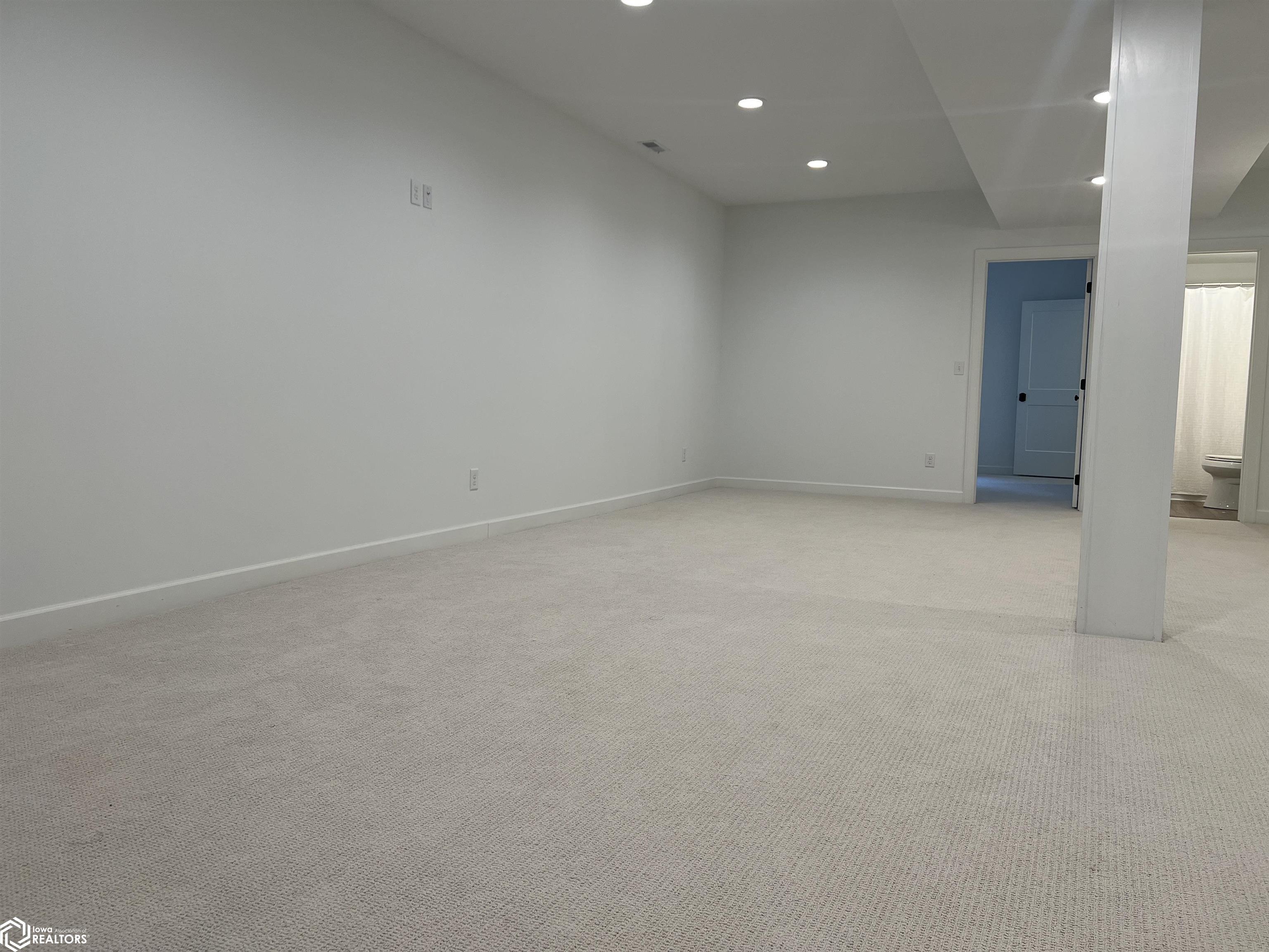 905 Pleasant Drive, Manning, Iowa image 21