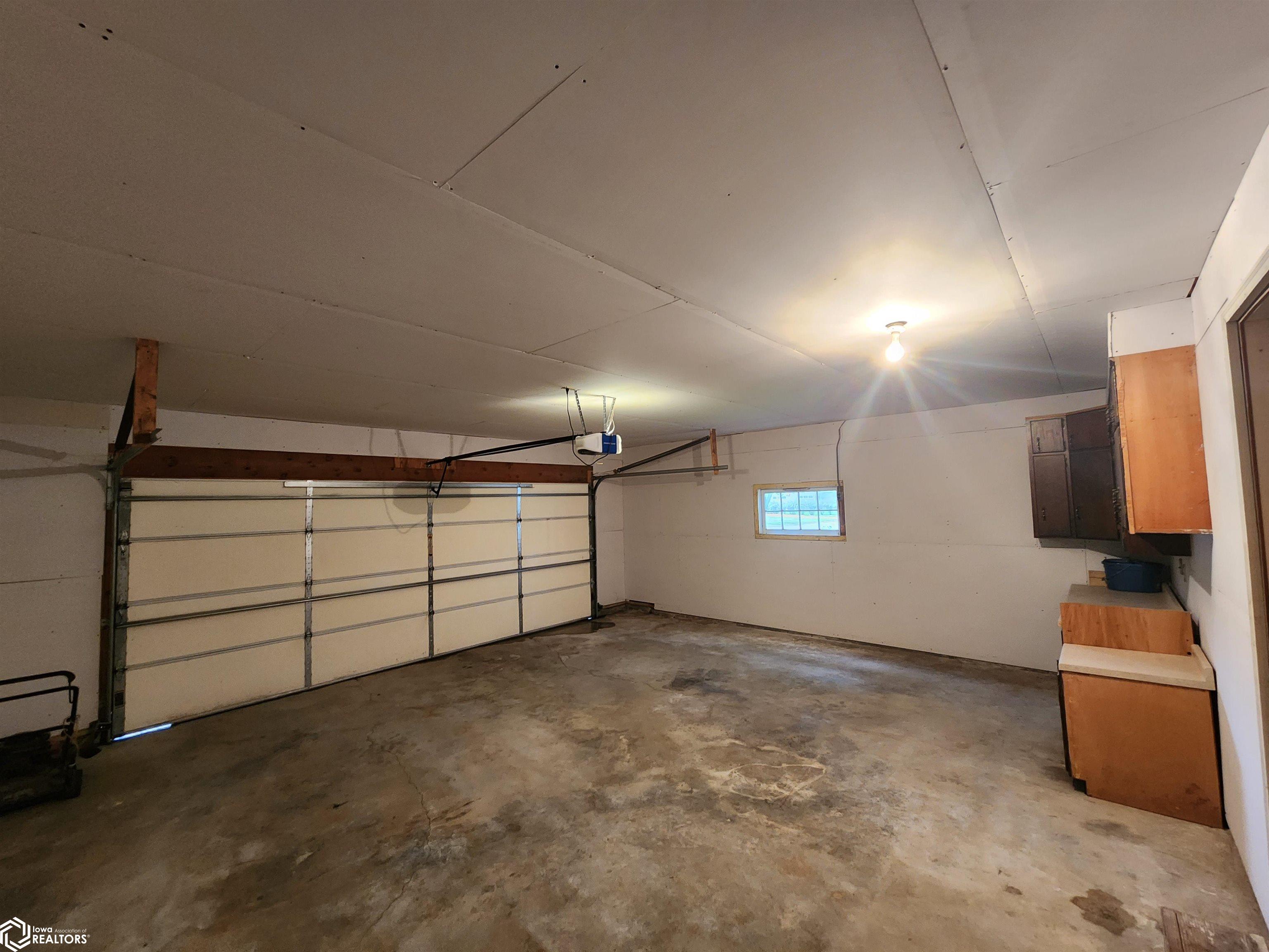 517 1st Street, Buffalo Center, Iowa image 25